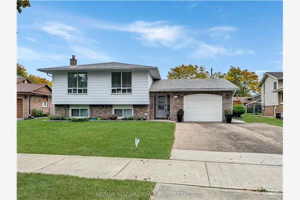 3170 Corry Crescent