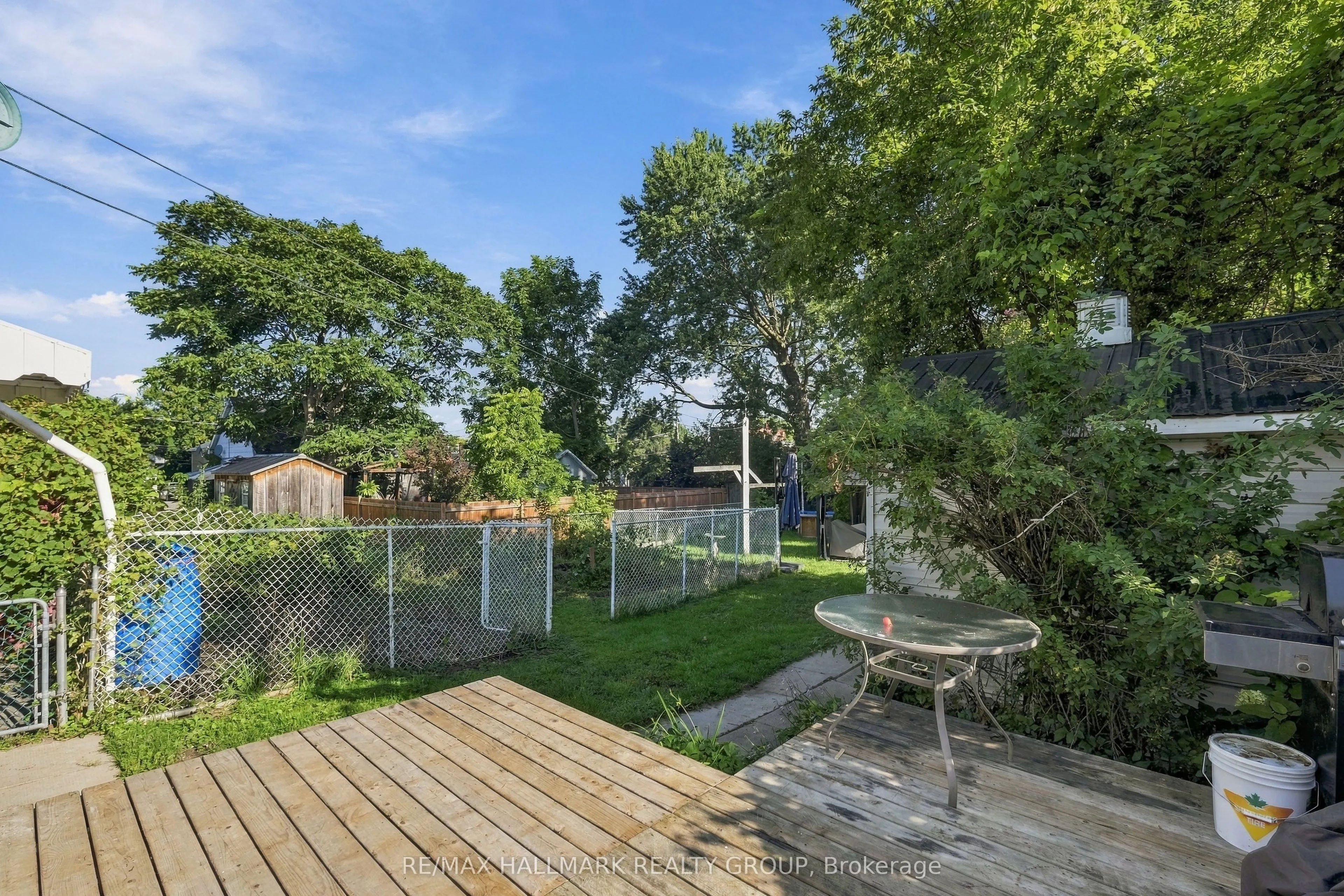 24 Reuben Cr Crescent