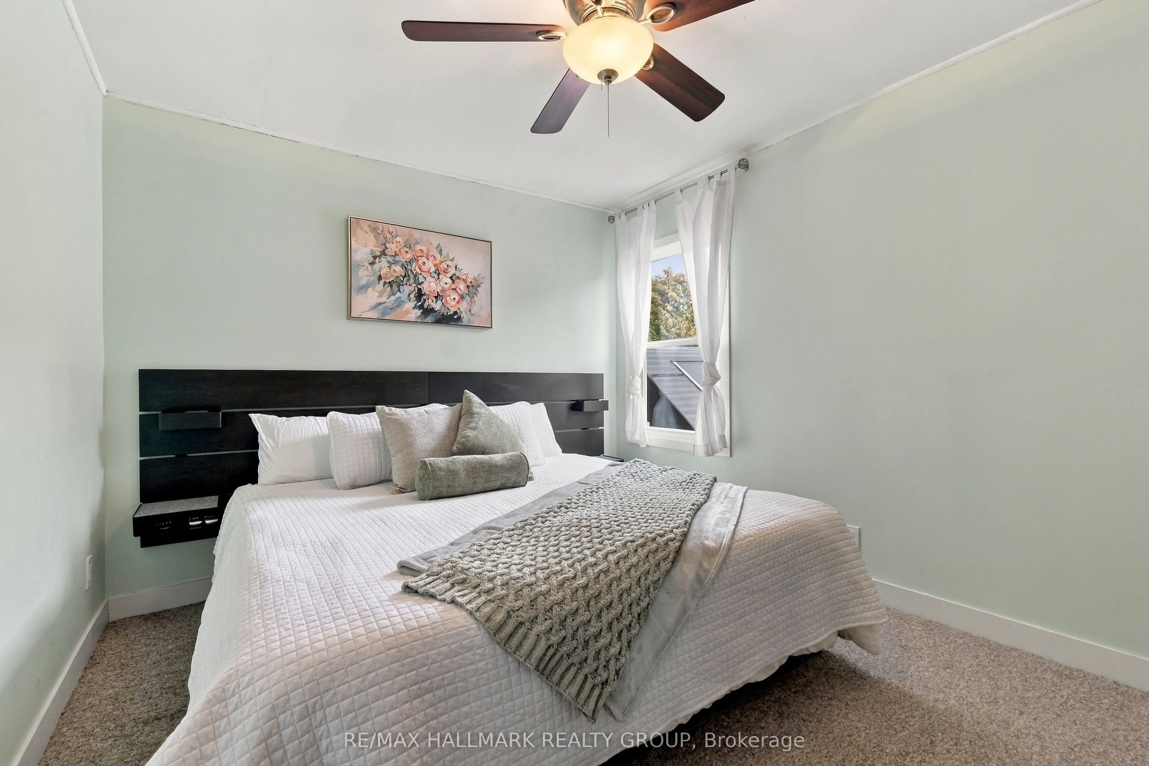 24 Reuben Cr Crescent