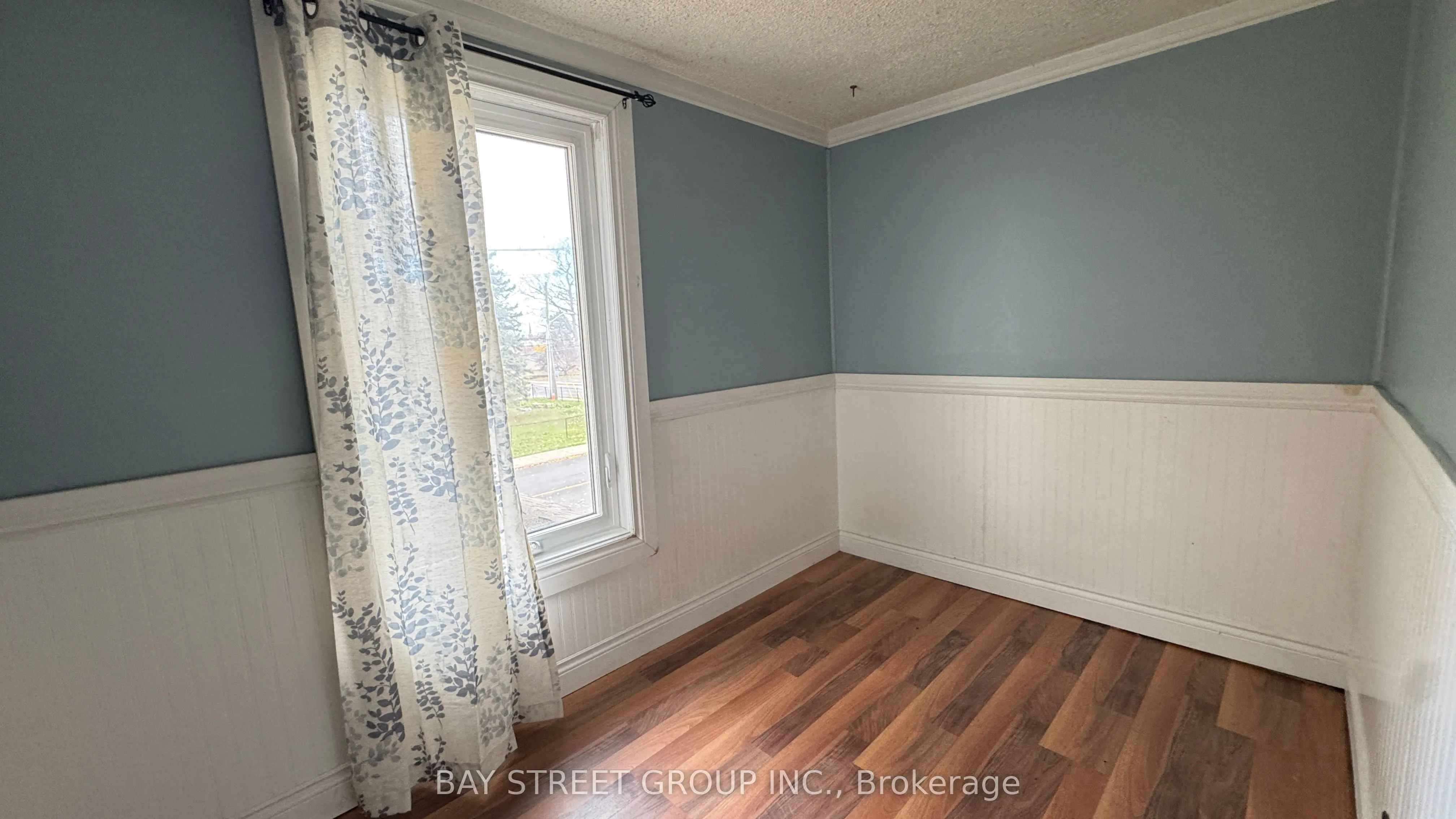 5114 Mcrae Street #Upper