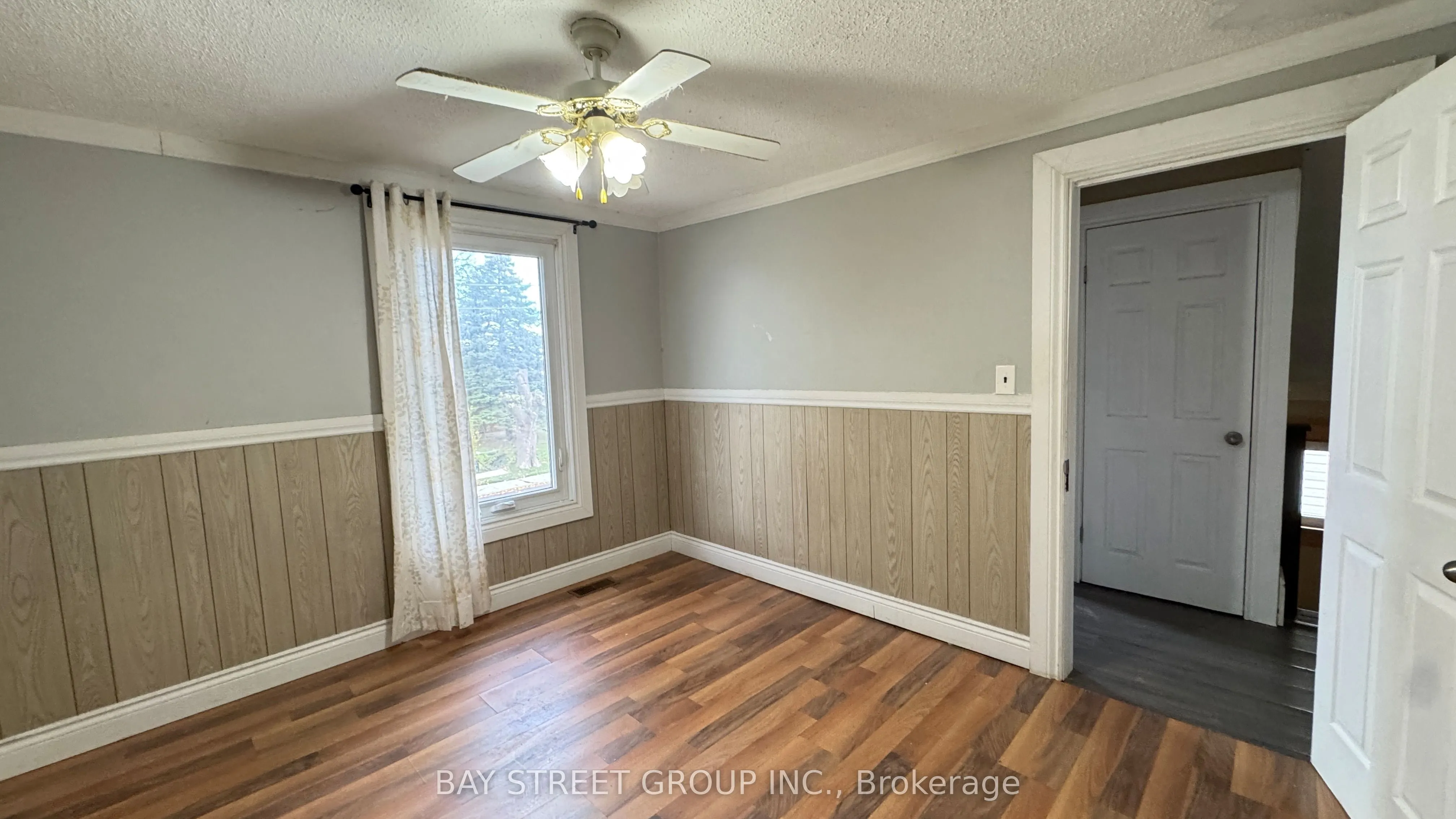 5114 Mcrae Street #Upper