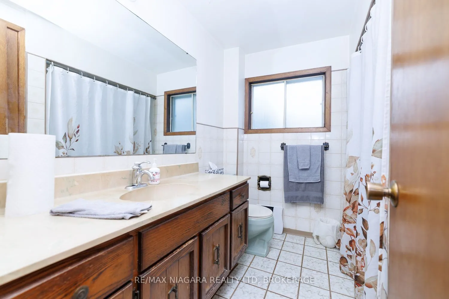 567 Lyons Creek Road