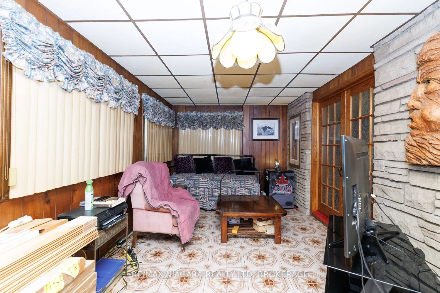 567 Lyons Creek Road