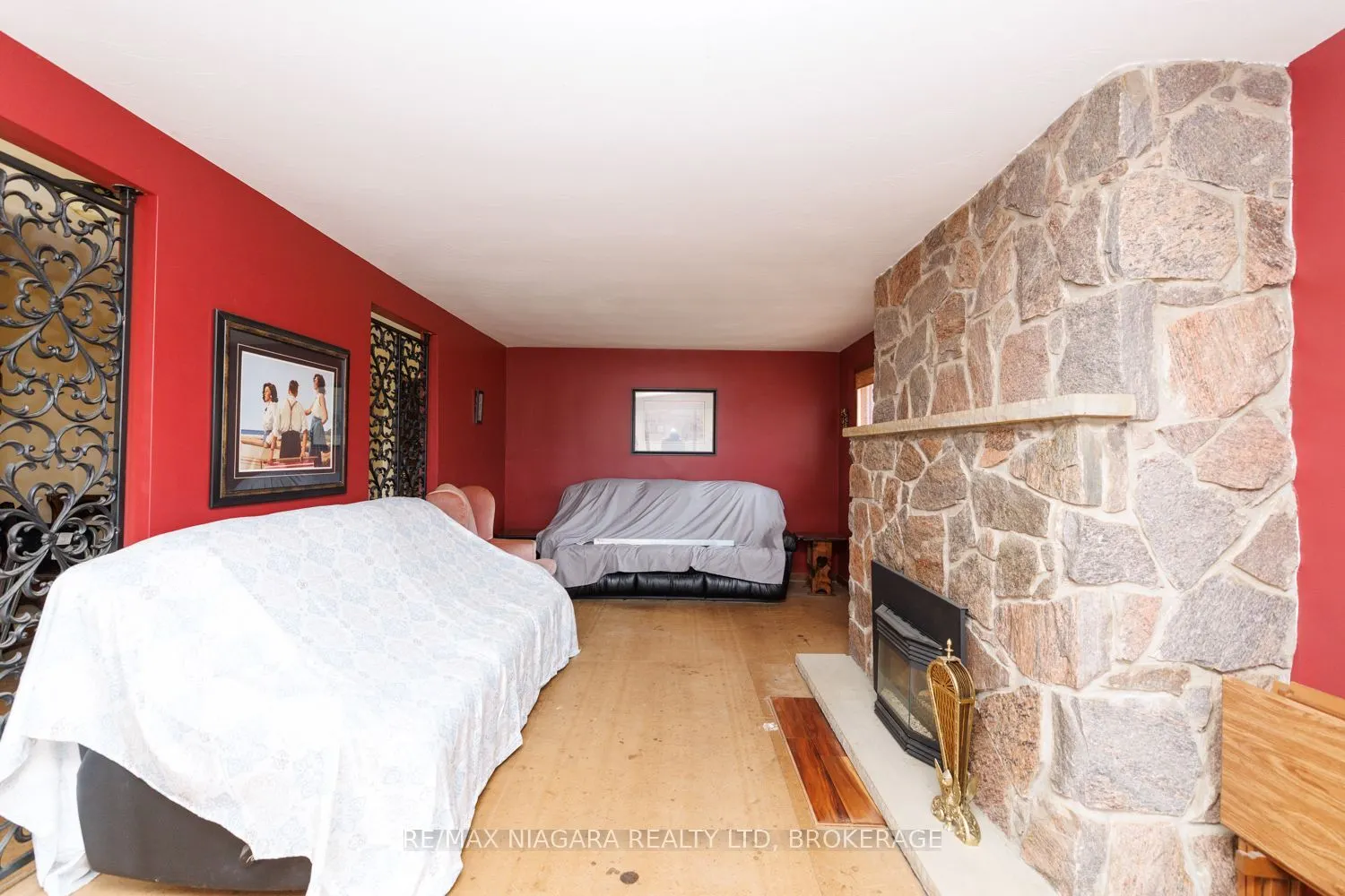 567 Lyons Creek Road