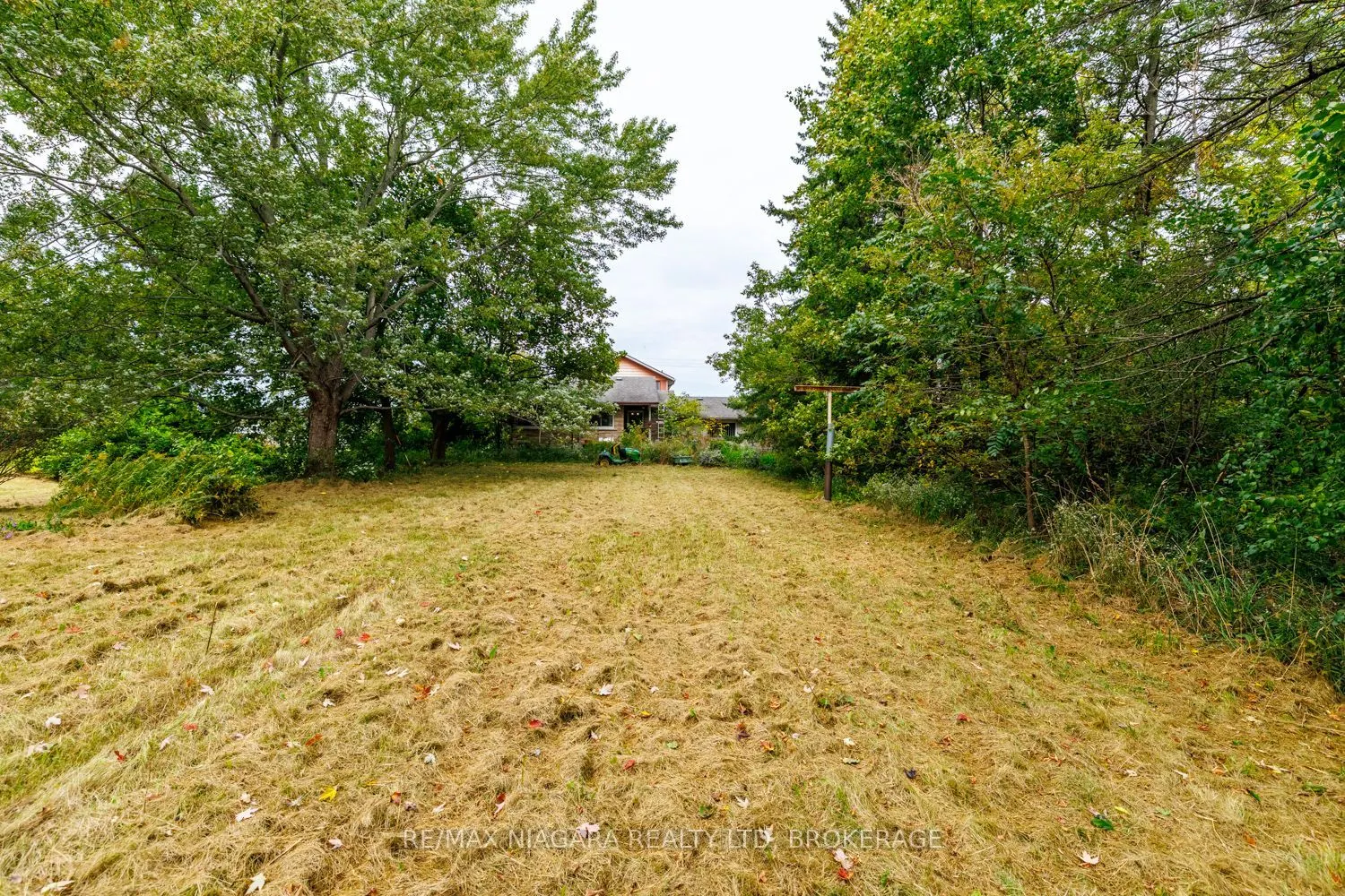 567 Lyons Creek Road