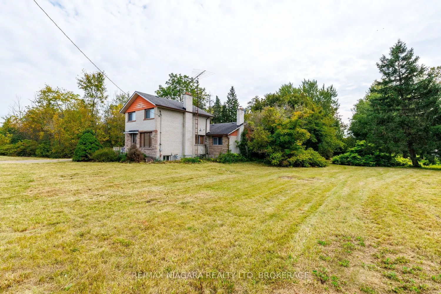 567 Lyons Creek Road