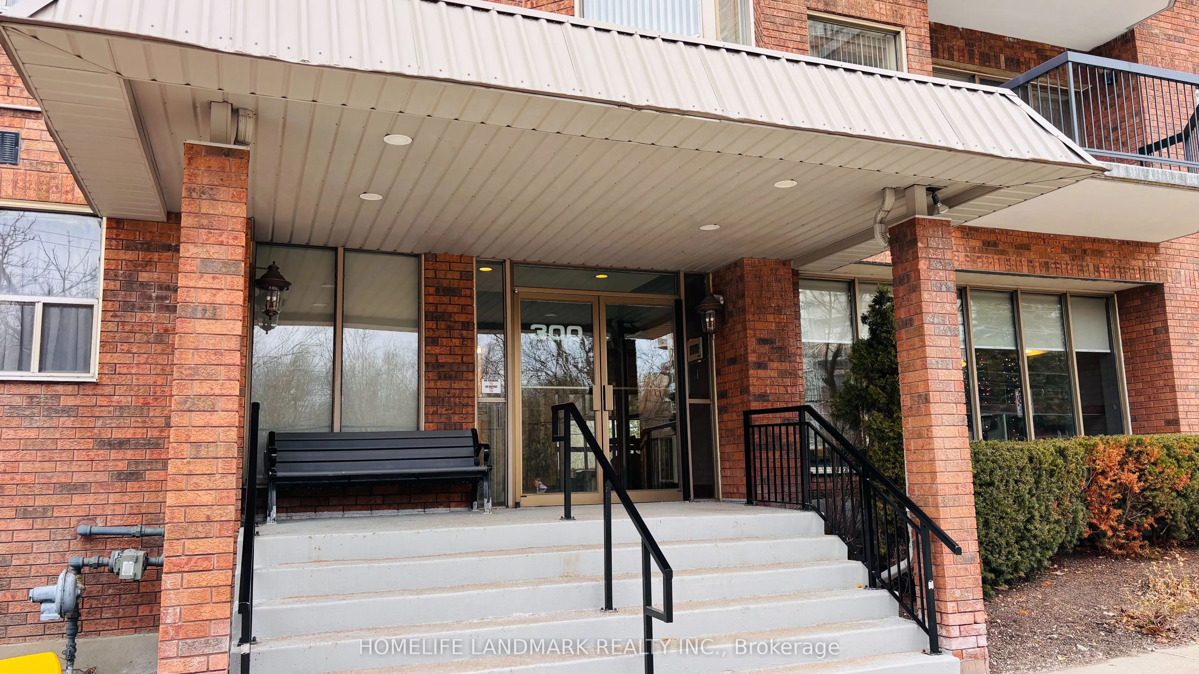 300 KEATS Way #207