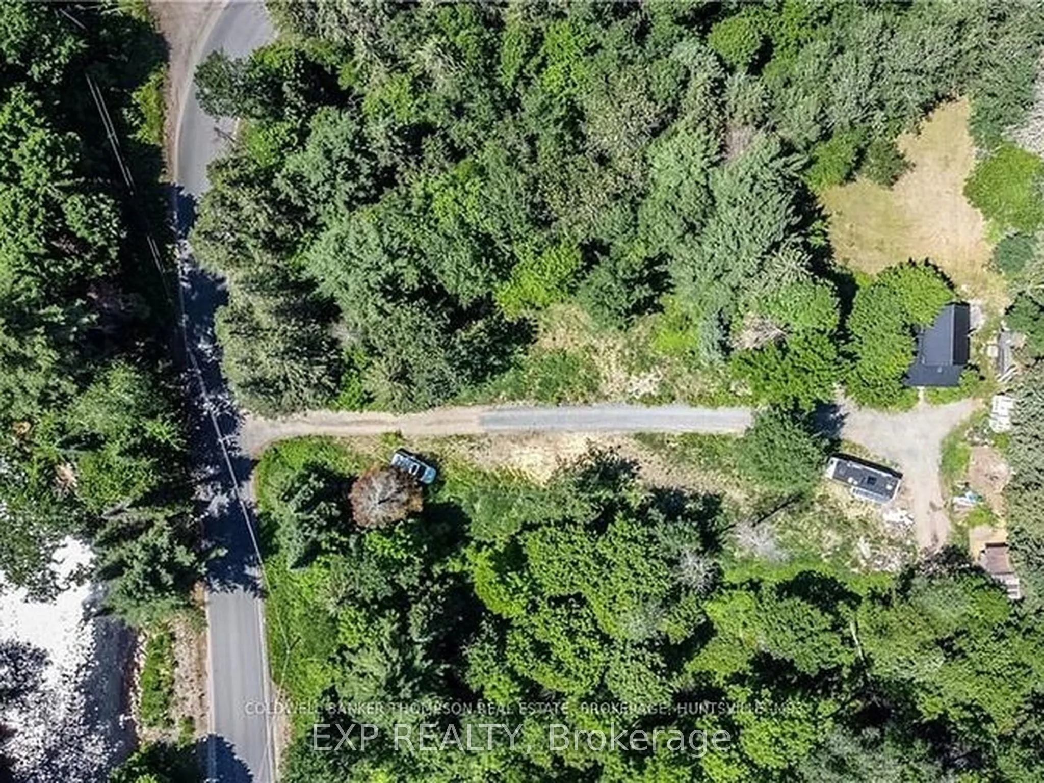 137 Old North Road S
