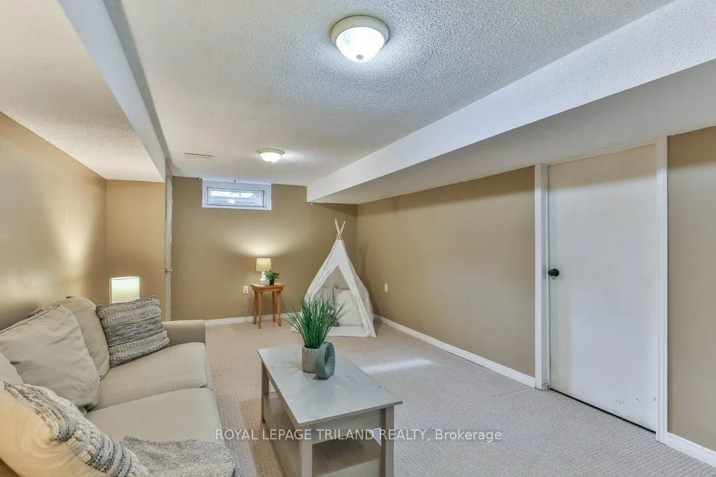 15 TALAVERA Crescent