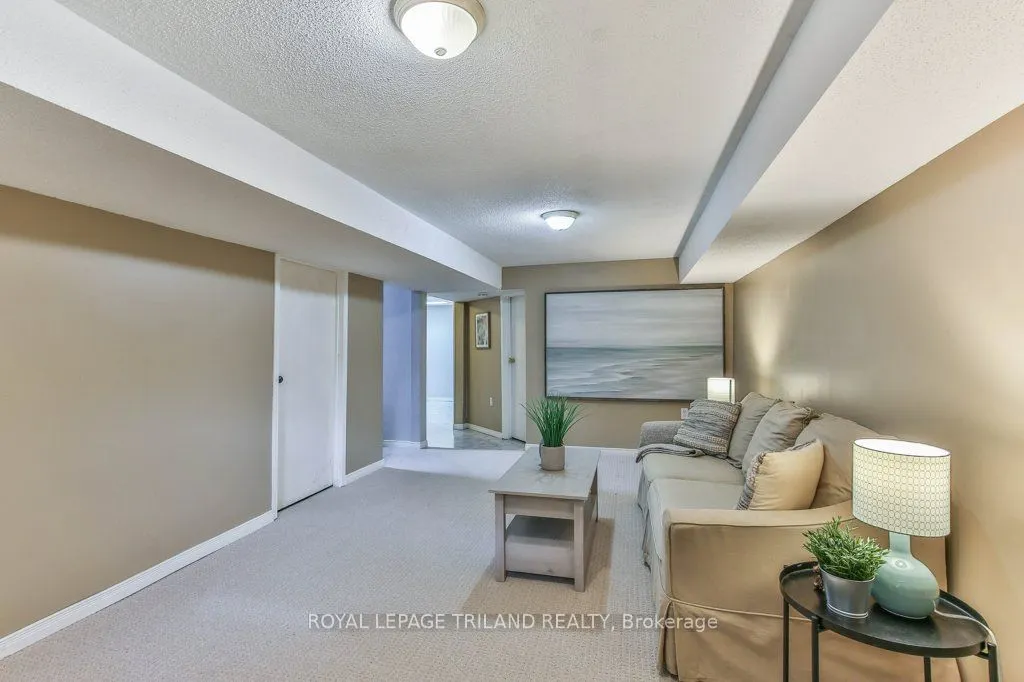 15 TALAVERA Crescent