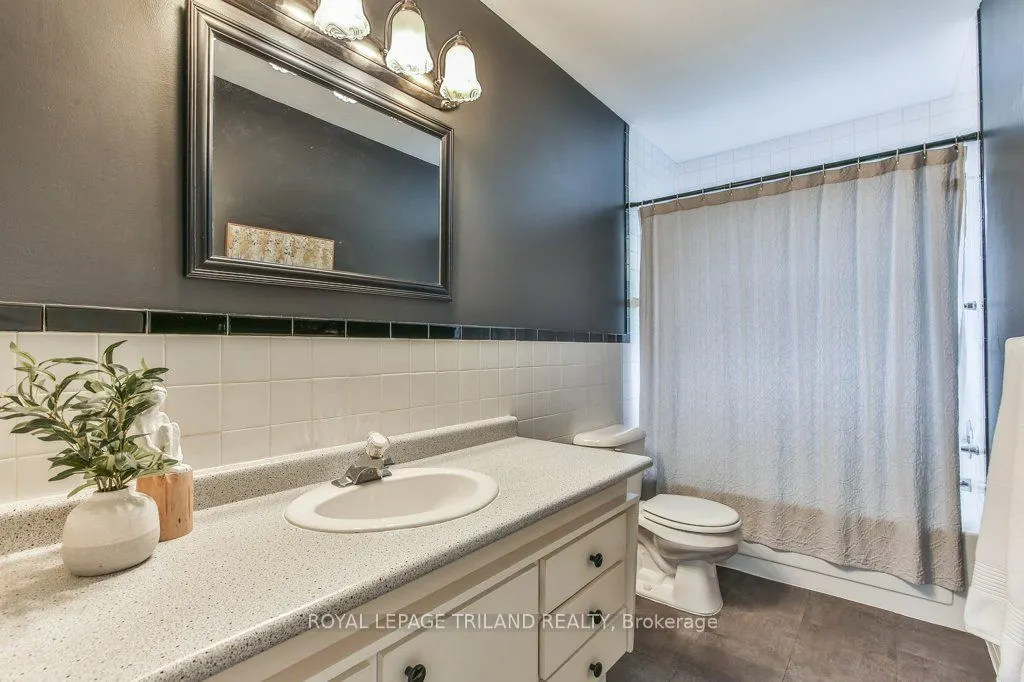 15 TALAVERA Crescent