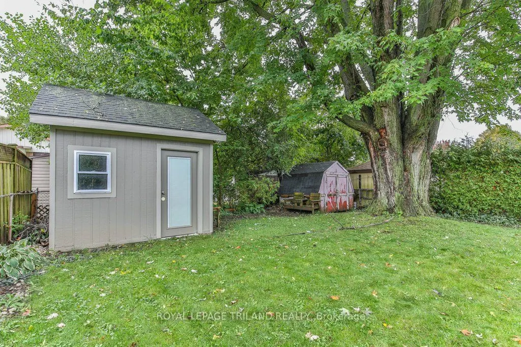 15 TALAVERA Crescent