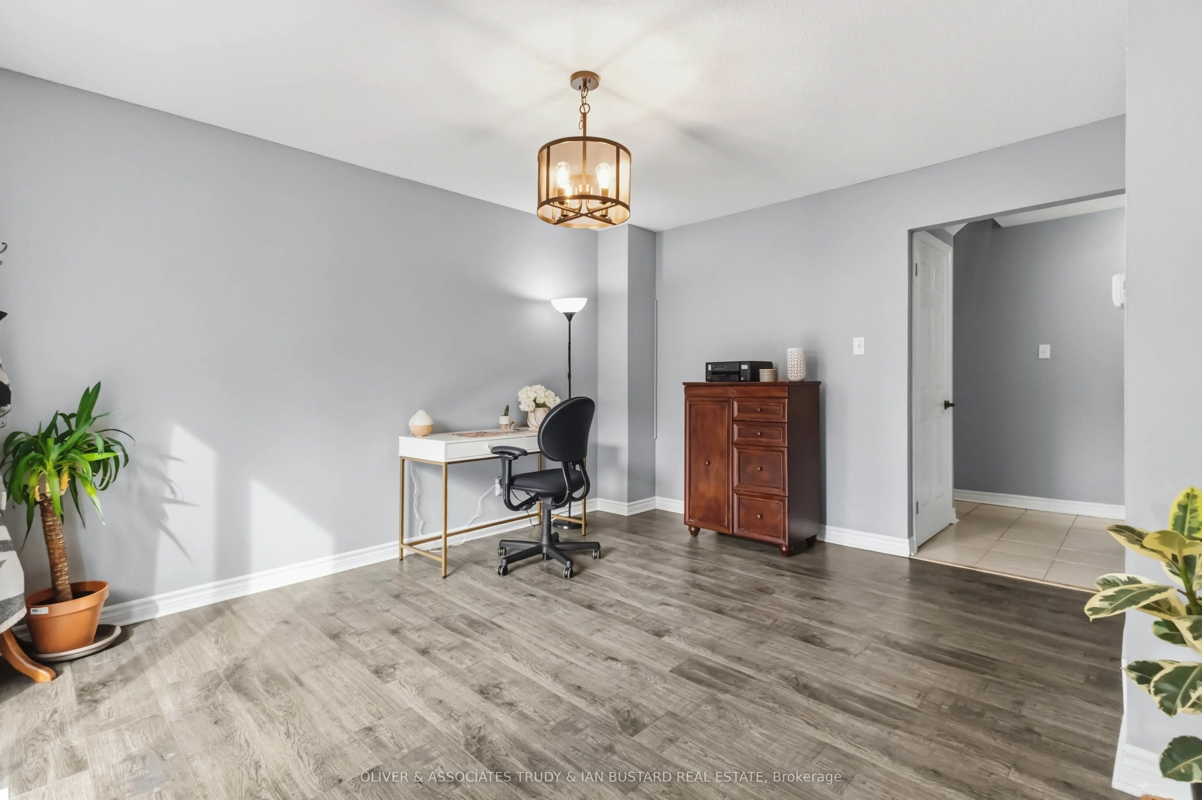109 McMaster Drive E #5 and 40