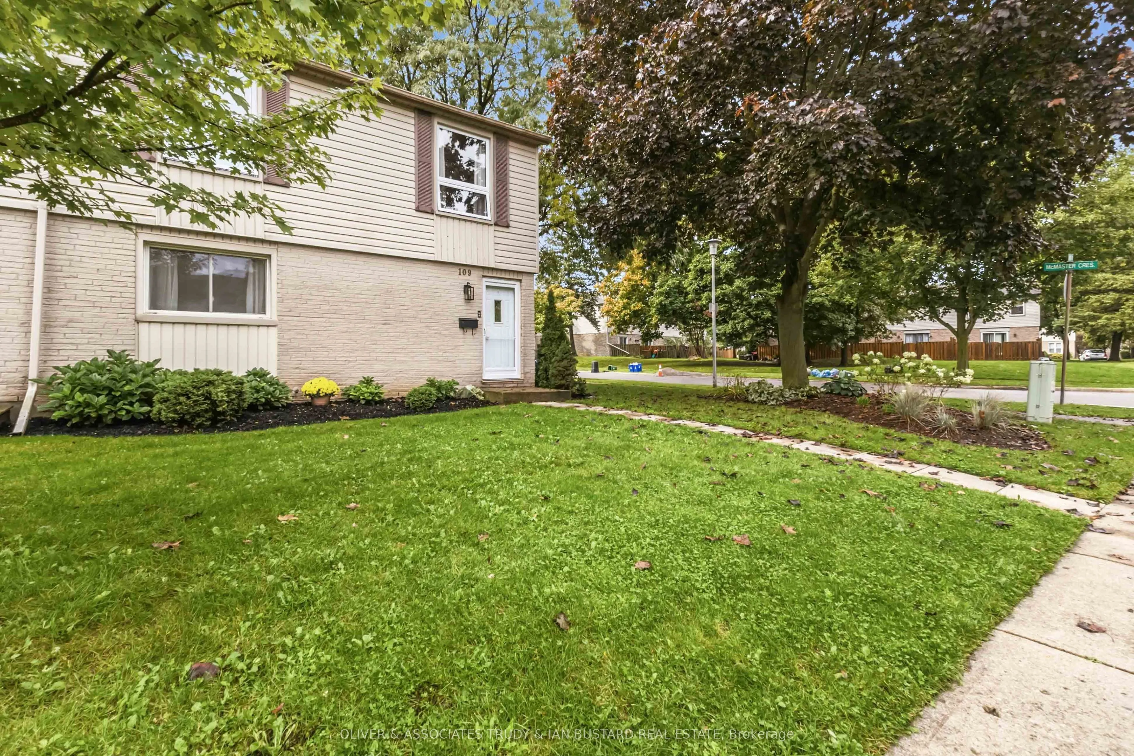 109 McMaster Drive E #5 and 40