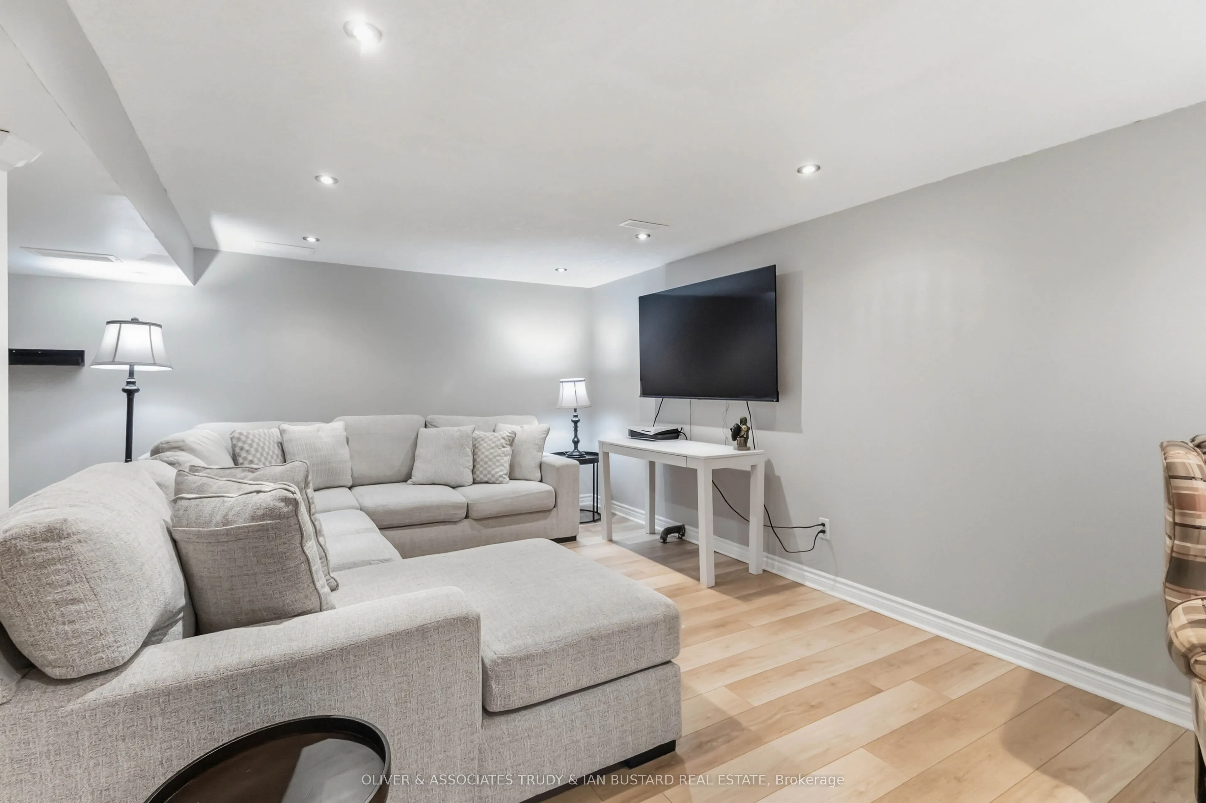 109 McMaster Drive E #5 and 40