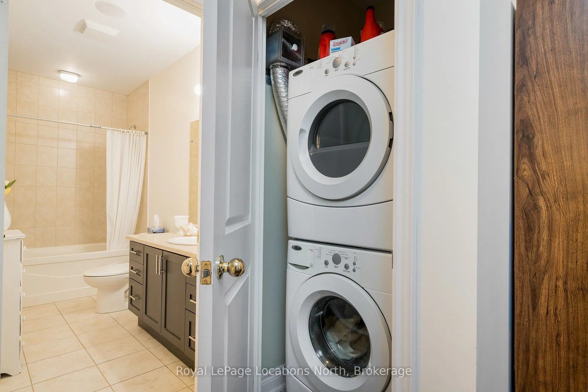 25 Beaver Street S #201