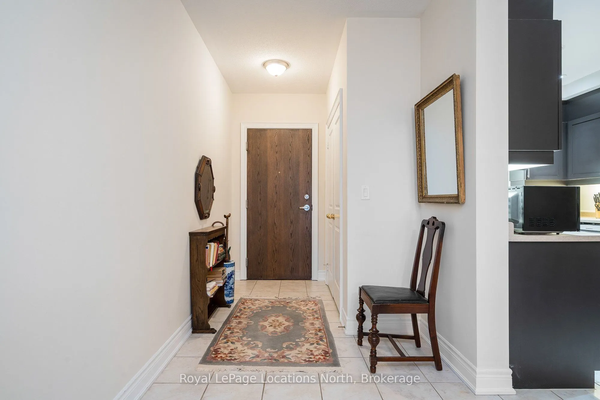 25 Beaver Street S #201