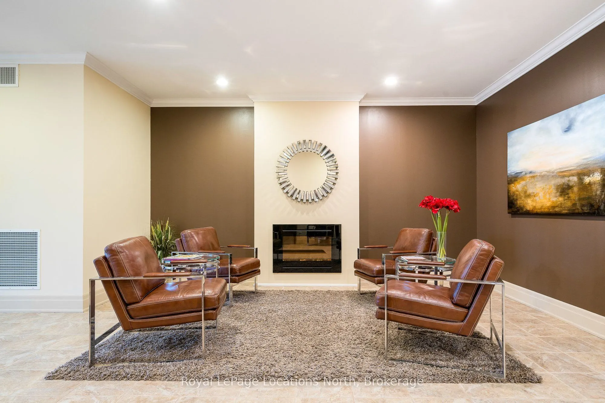 25 Beaver Street S #201