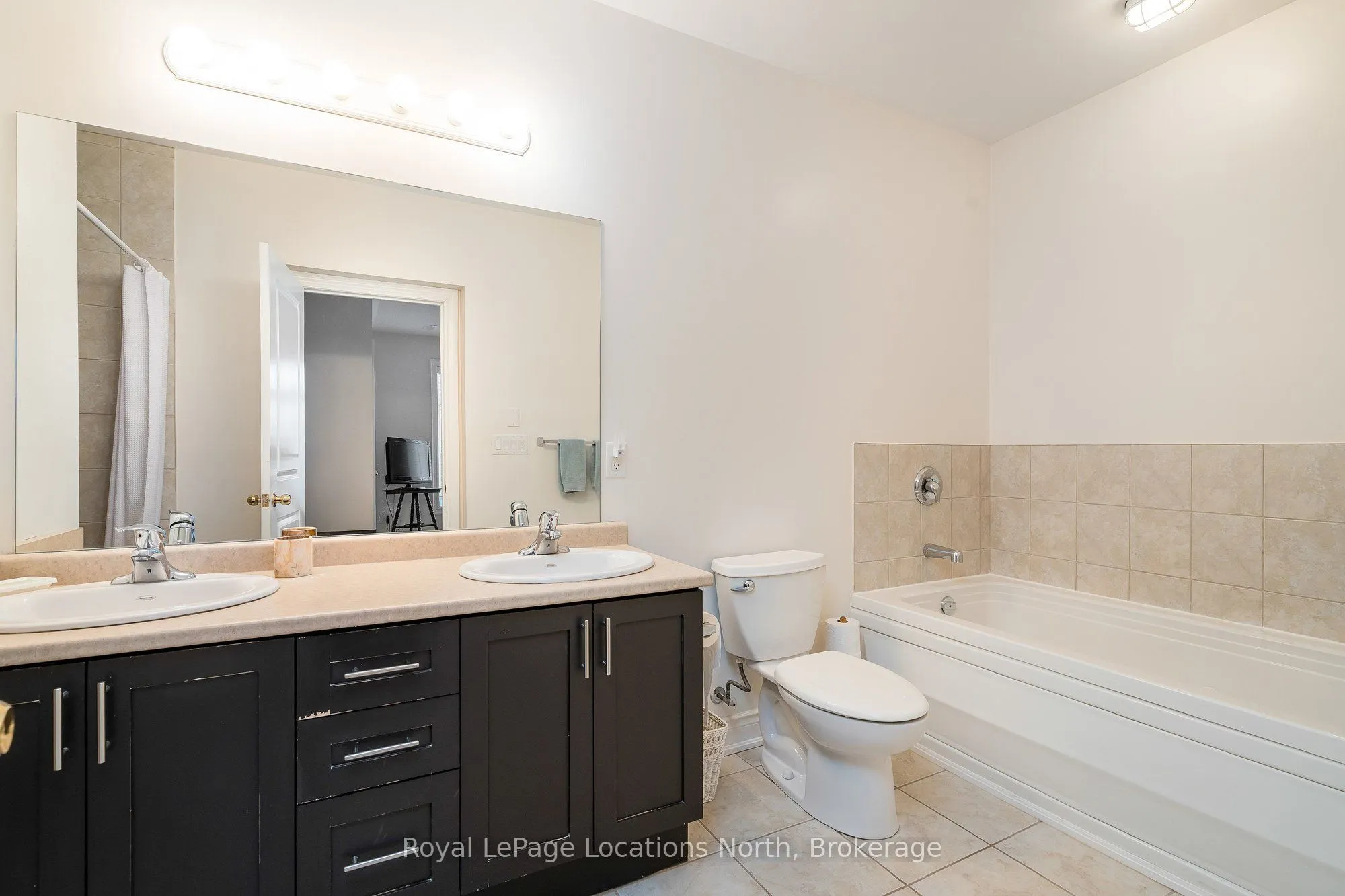 25 Beaver Street S #201