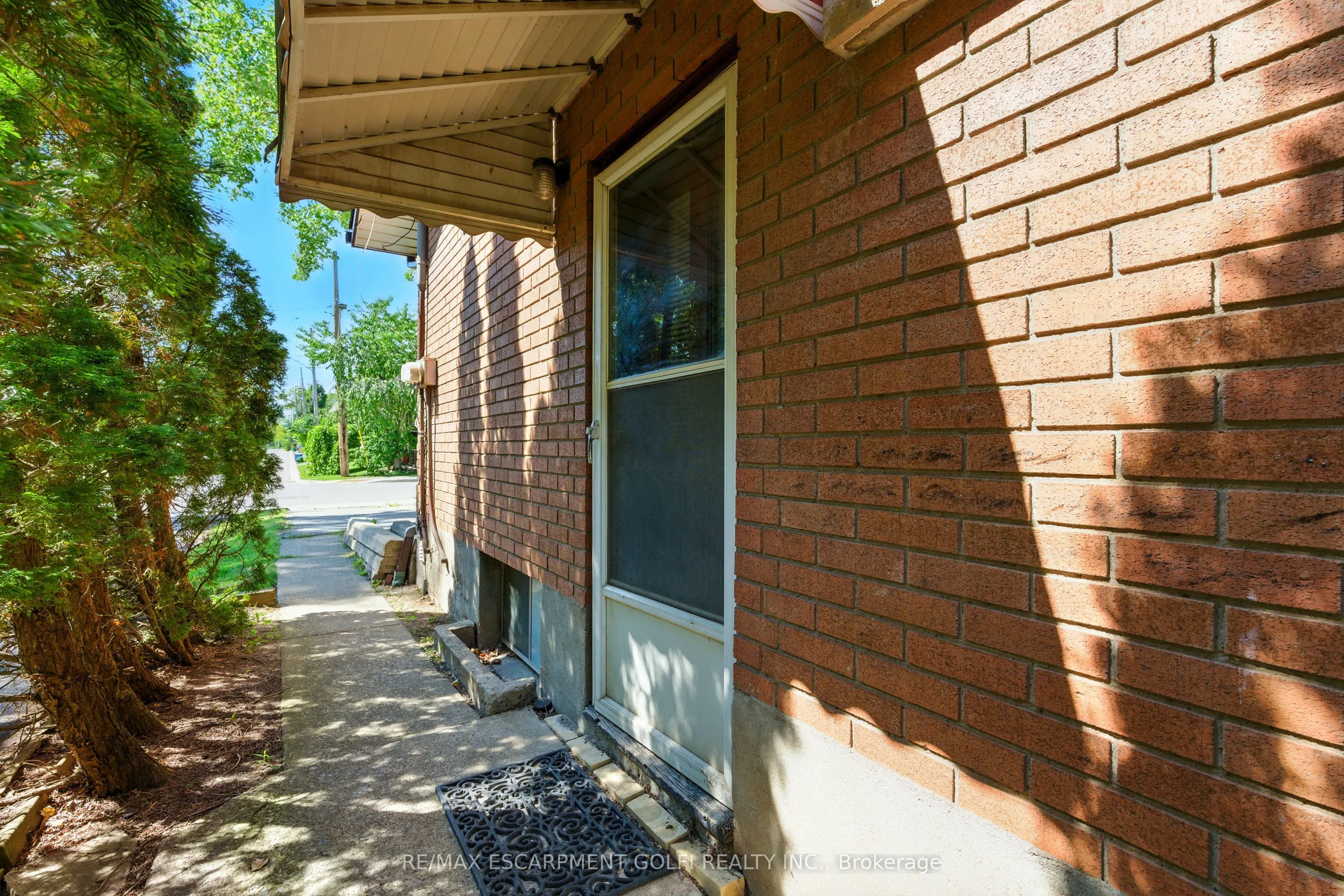 34 Shotwell Street