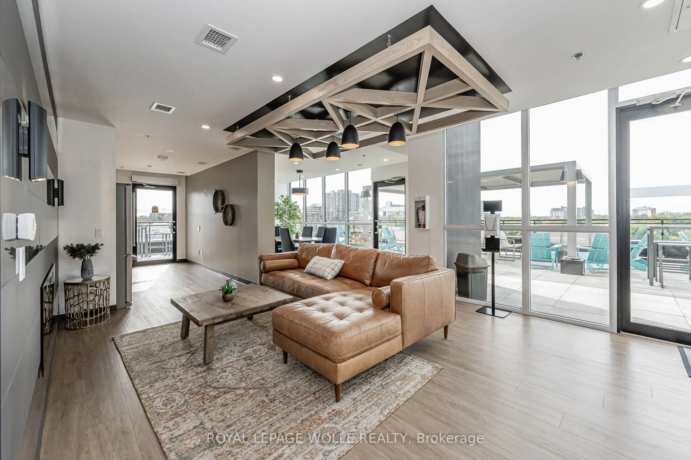 60 Charles Street W #2409