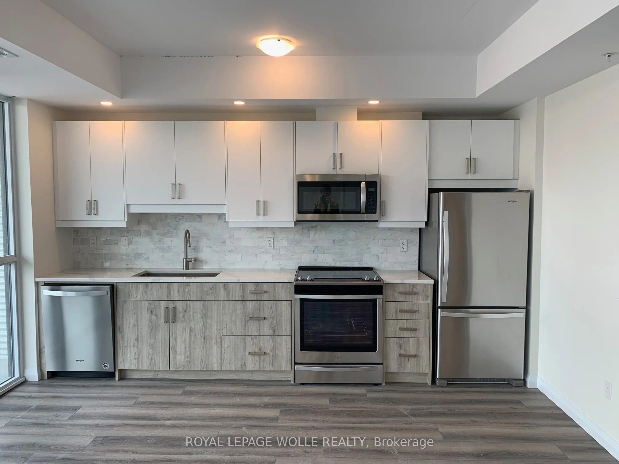 60 Charles Street W #2409