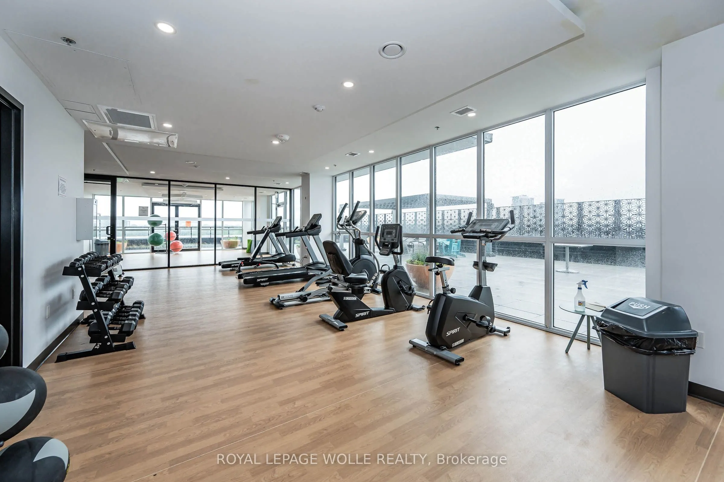 60 Charles Street W #2409