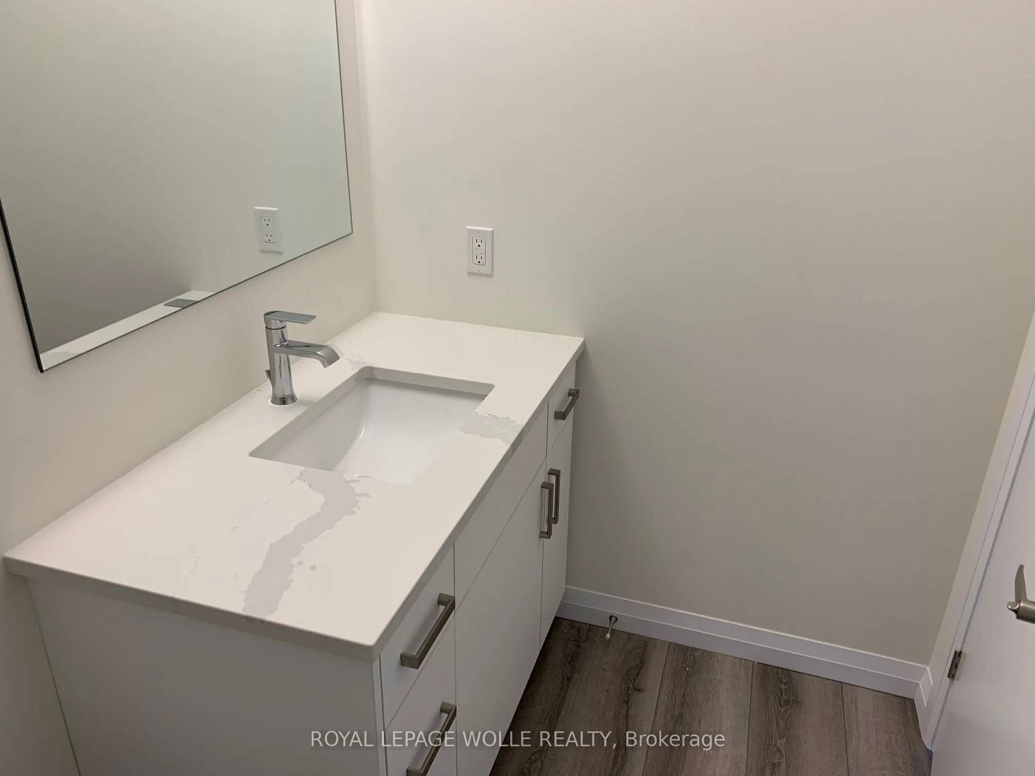 60 Charles Street W #2409