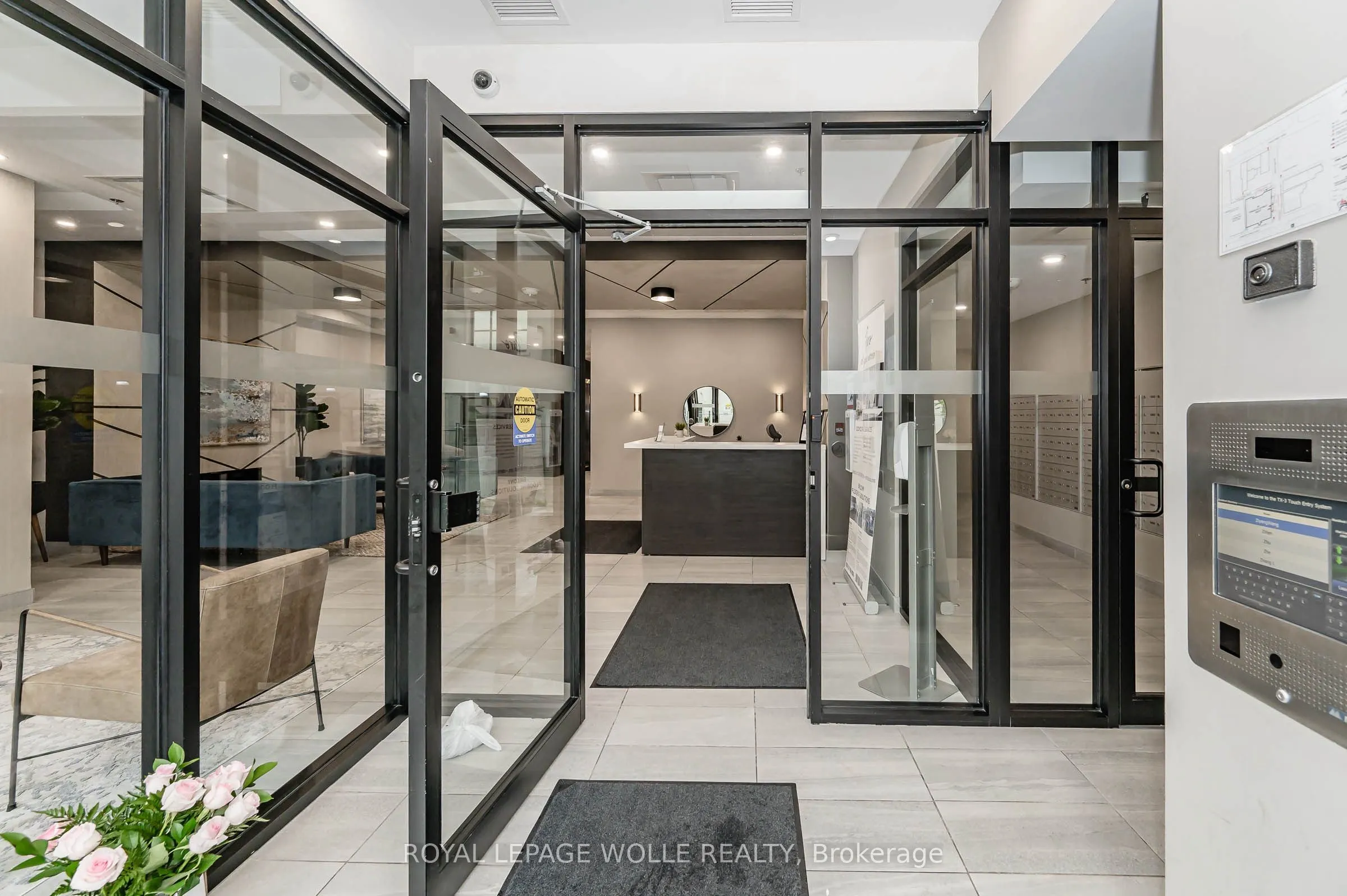 60 Charles Street W #2409