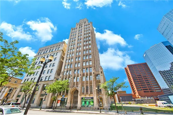 36 James Street S