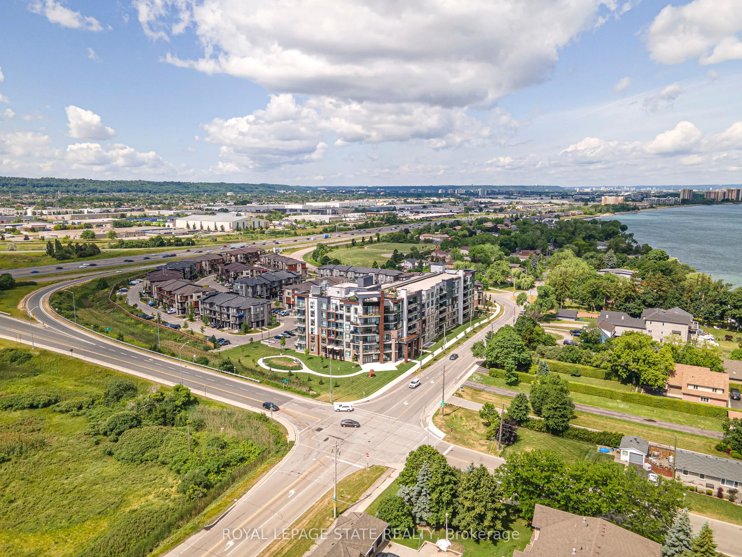600 North Service Road #301