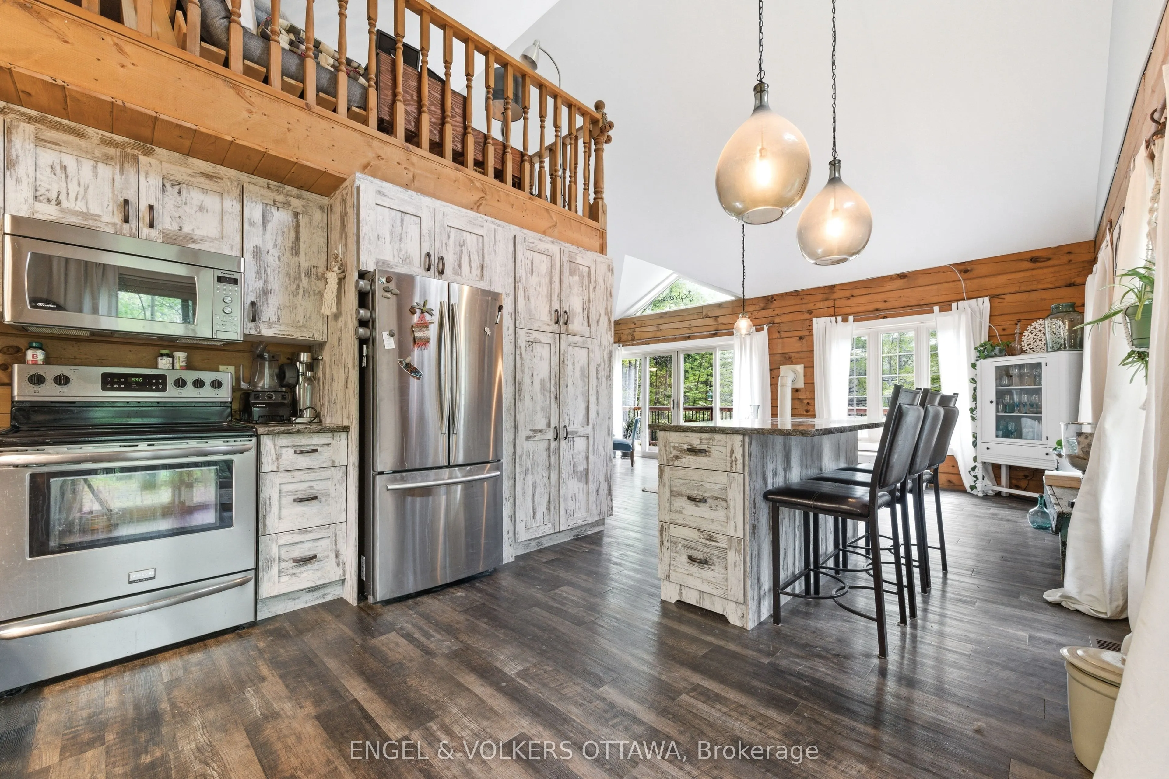 176 Little Bay Lane
