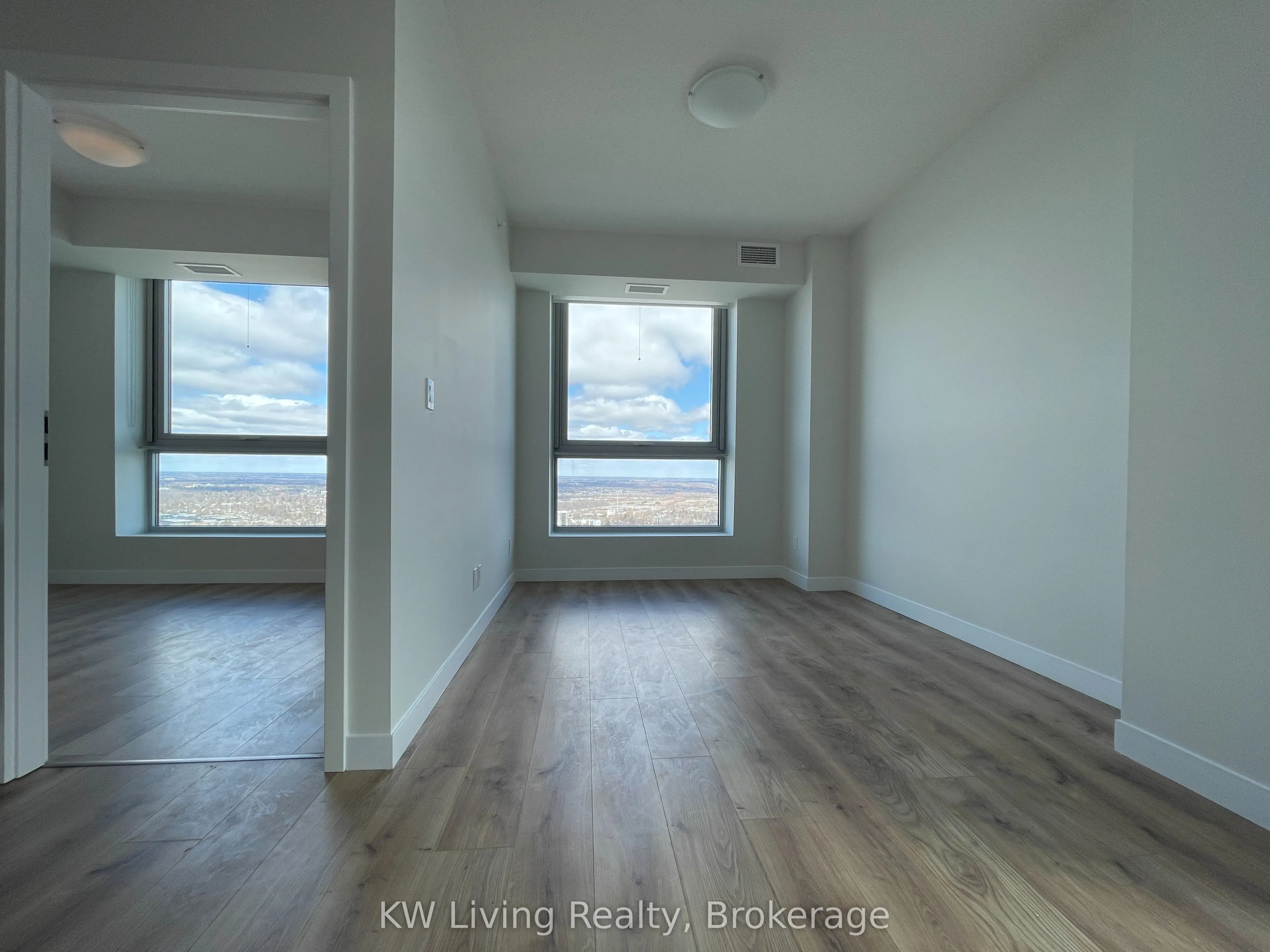 60 Frederick Street #3202
