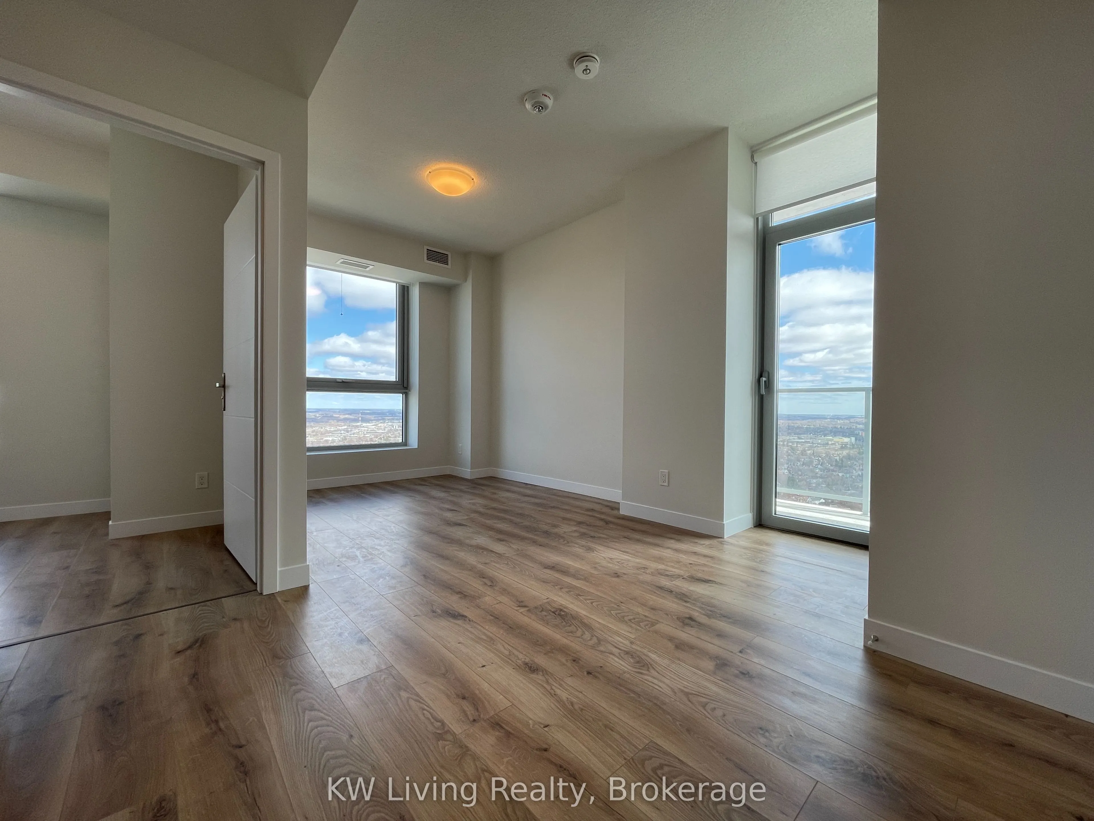 60 Frederick Street #3202