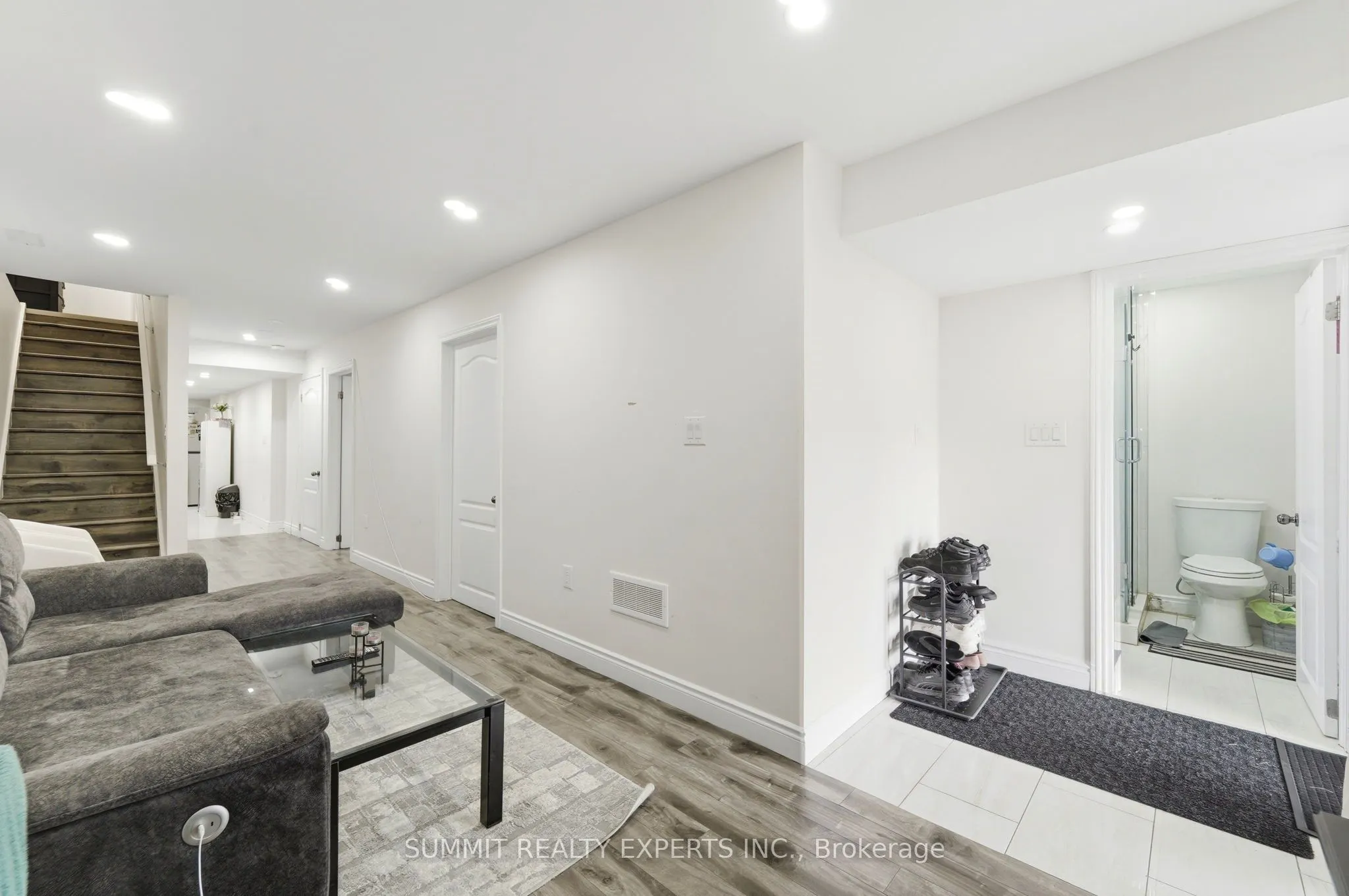 935 Chapel Hill Court