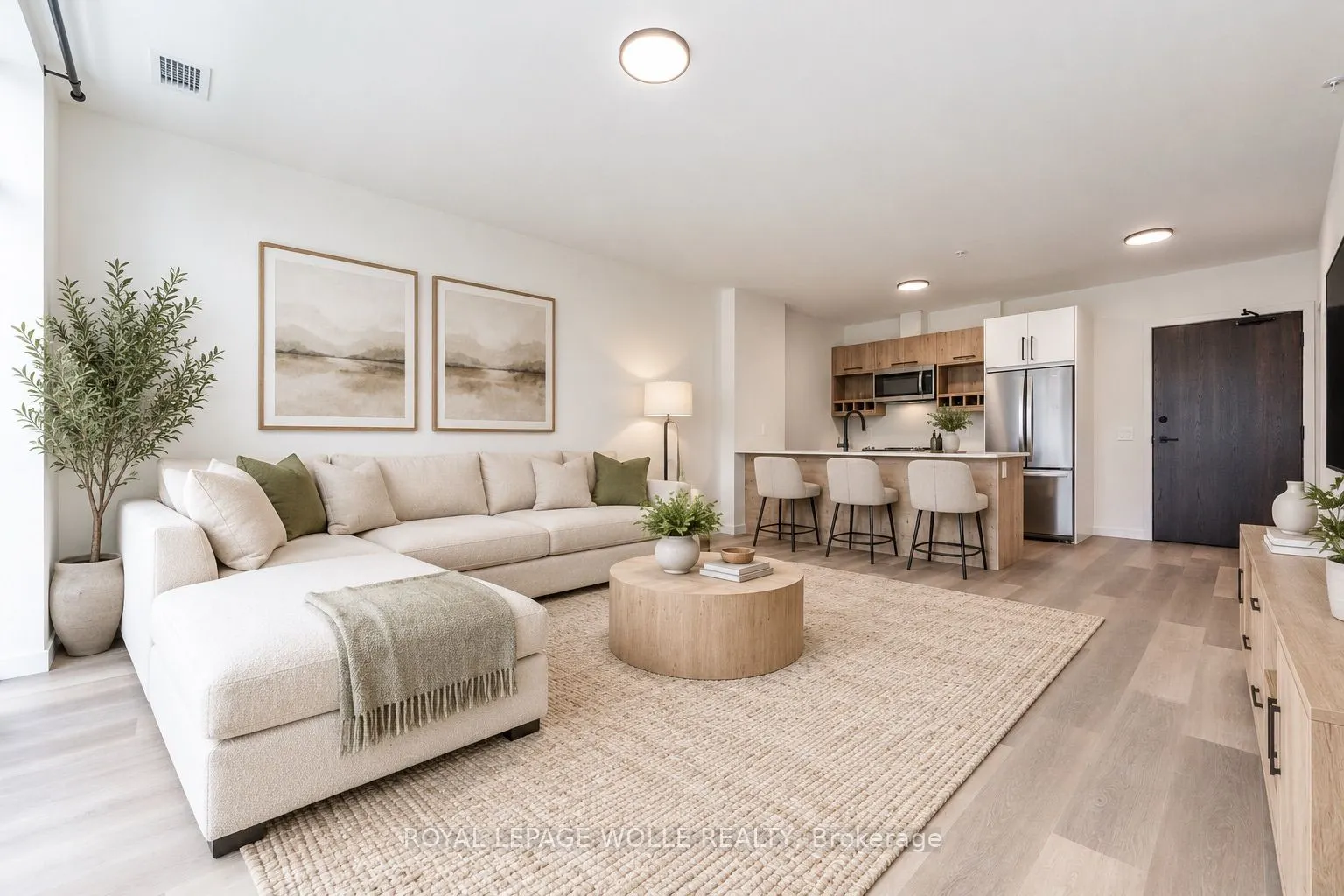 24 Union Street E #205