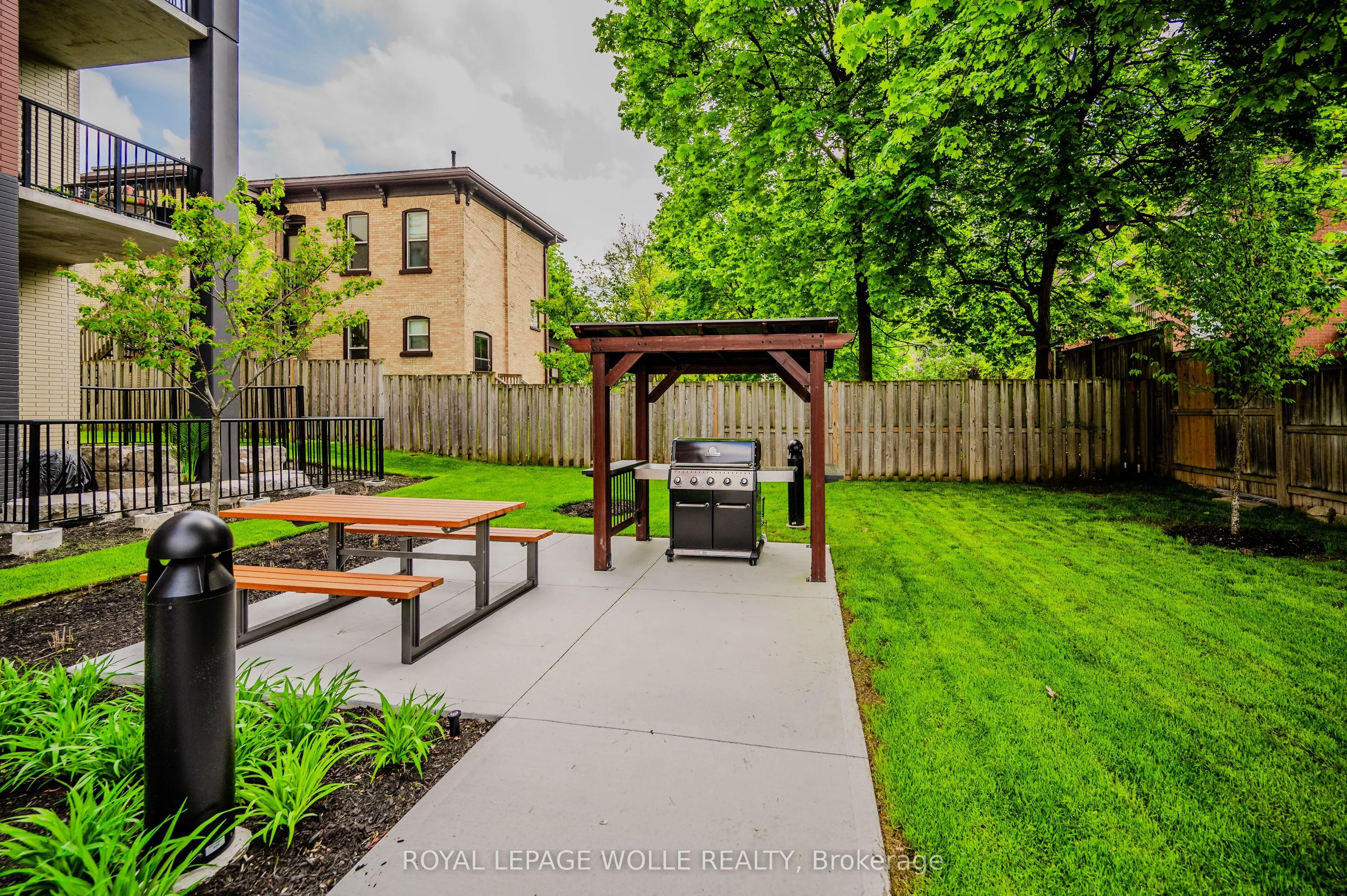 24 Union Street E #205