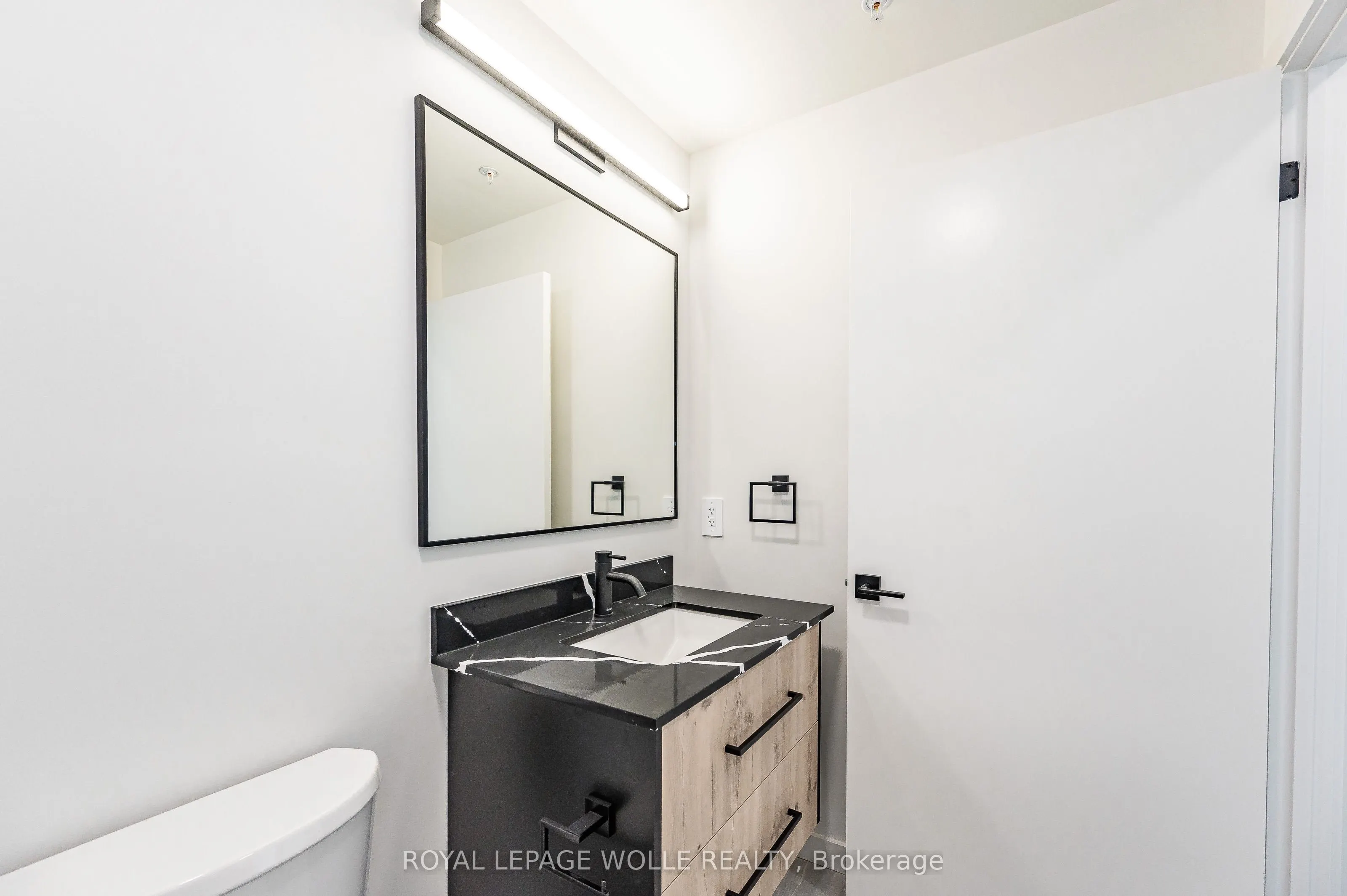 24 Union Street E #205