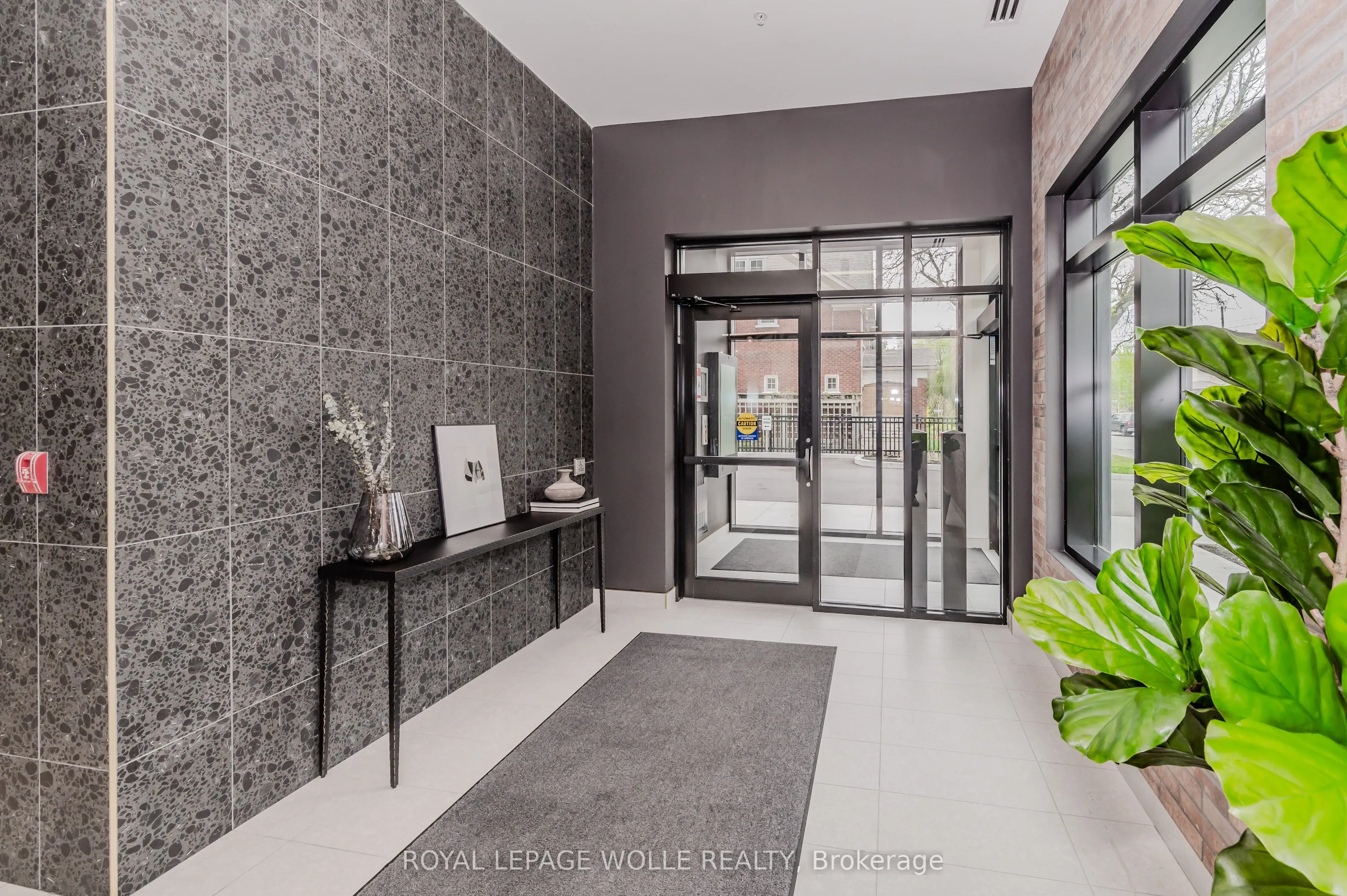 24 Union Street E #205
