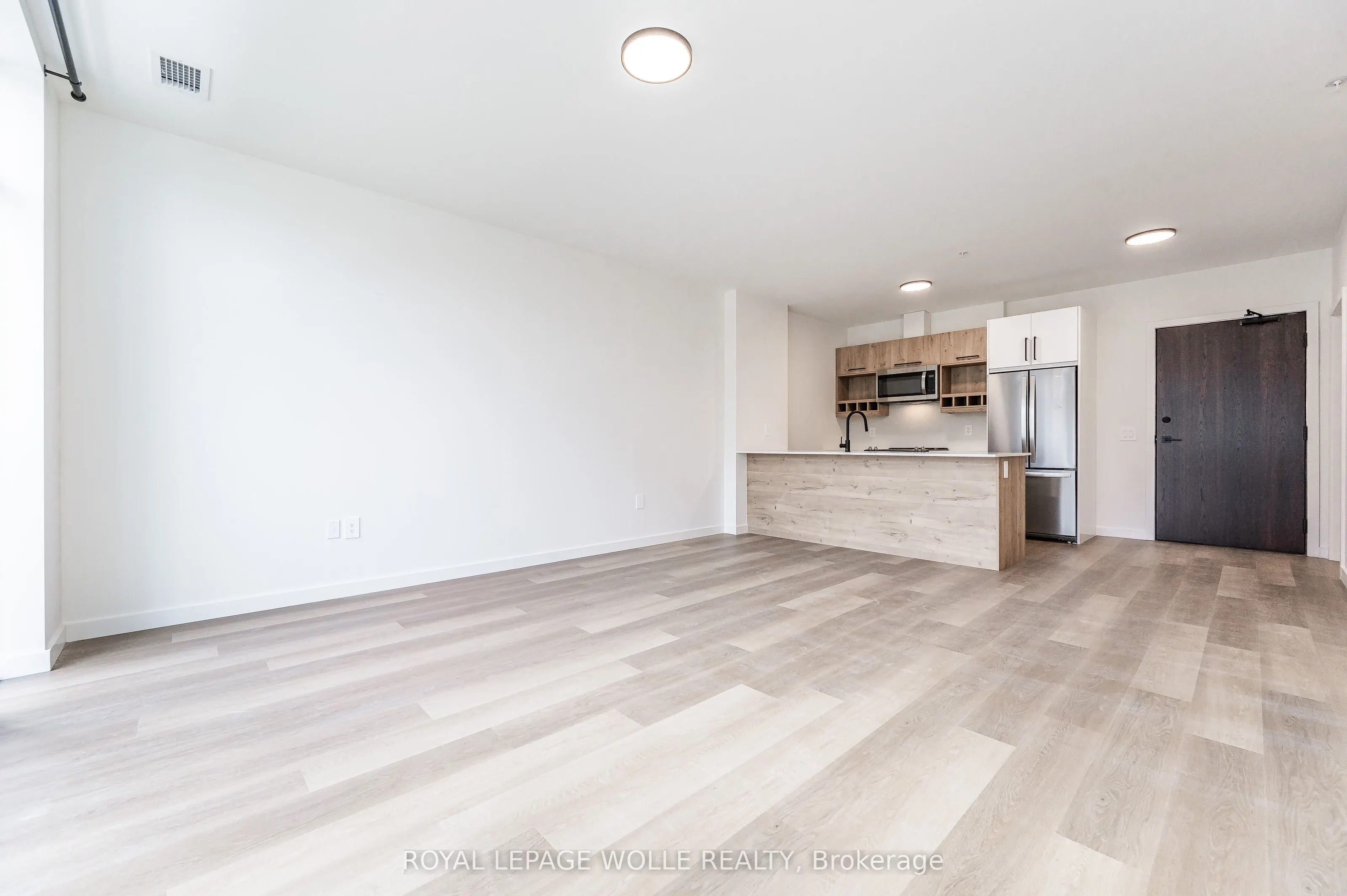 24 Union Street E #205
