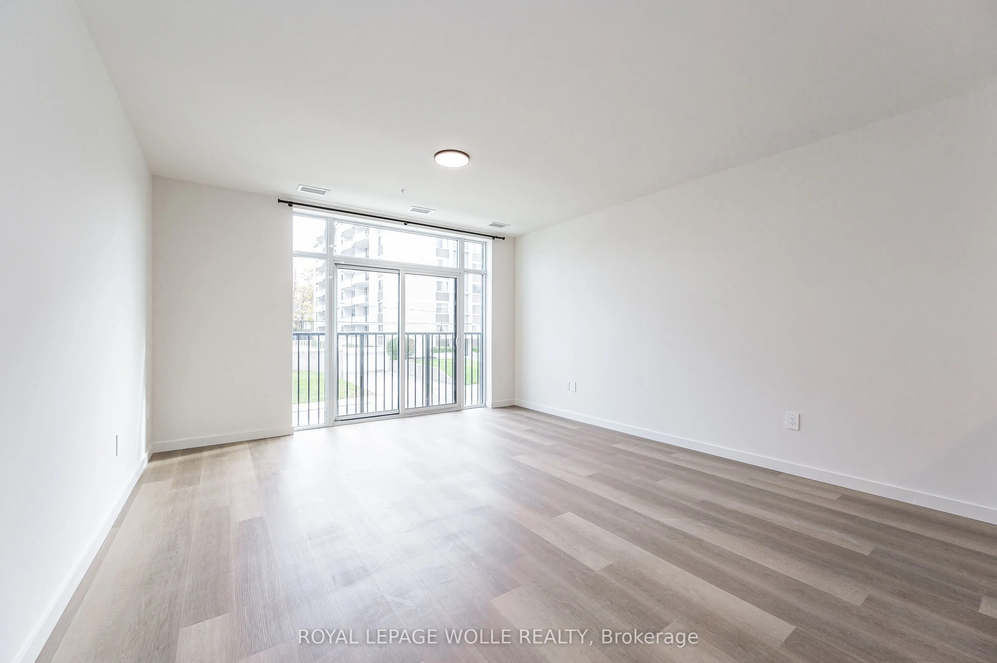 24 Union Street E #205