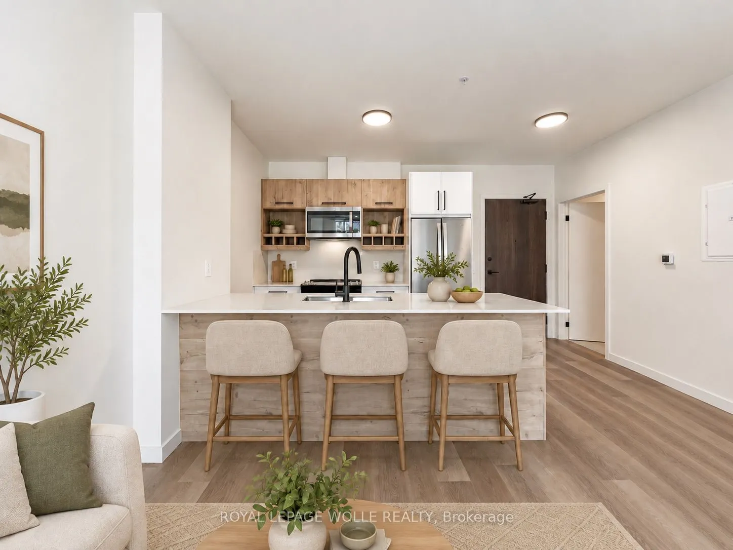 24 Union Street E #205