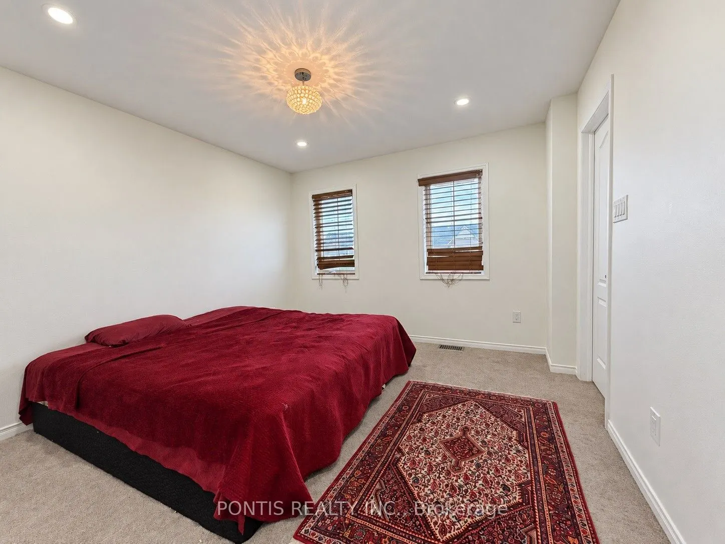 86 Munro Circle