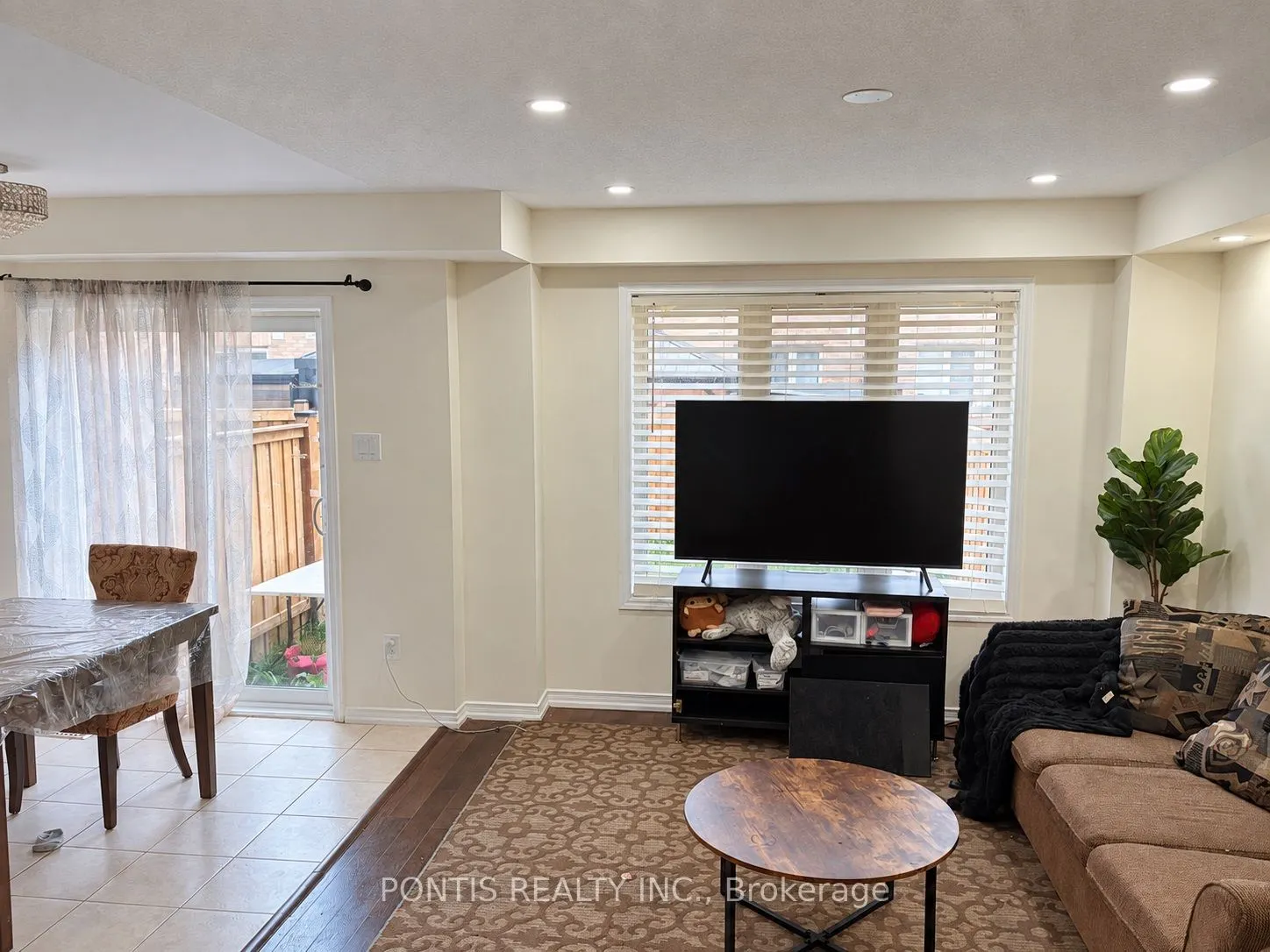 86 Munro Circle