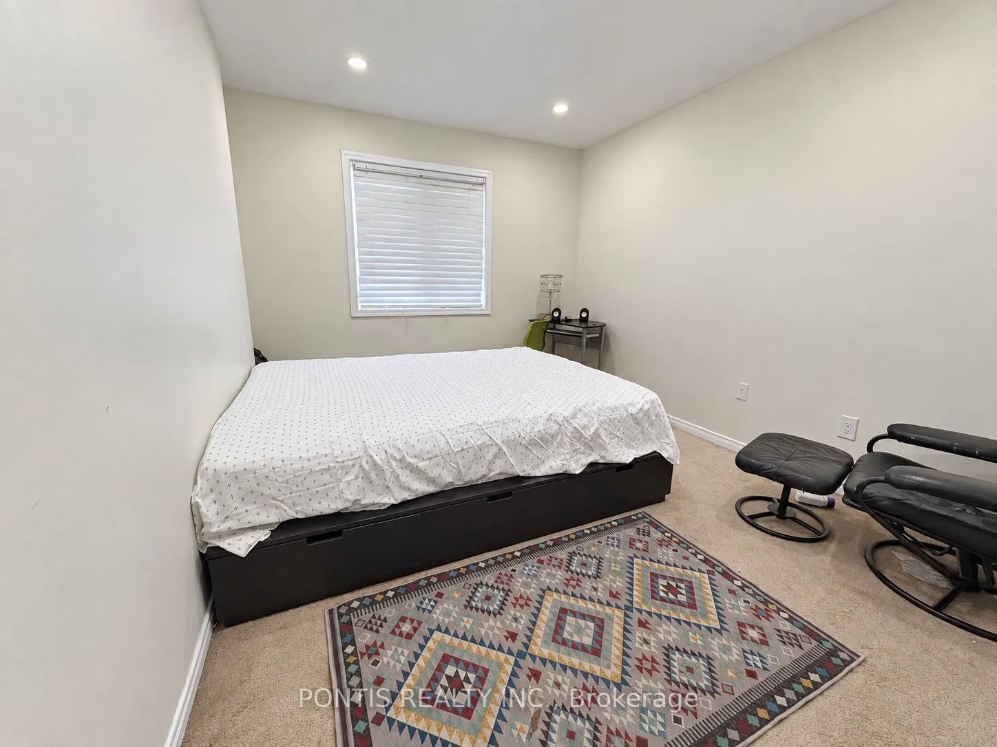 86 Munro Circle