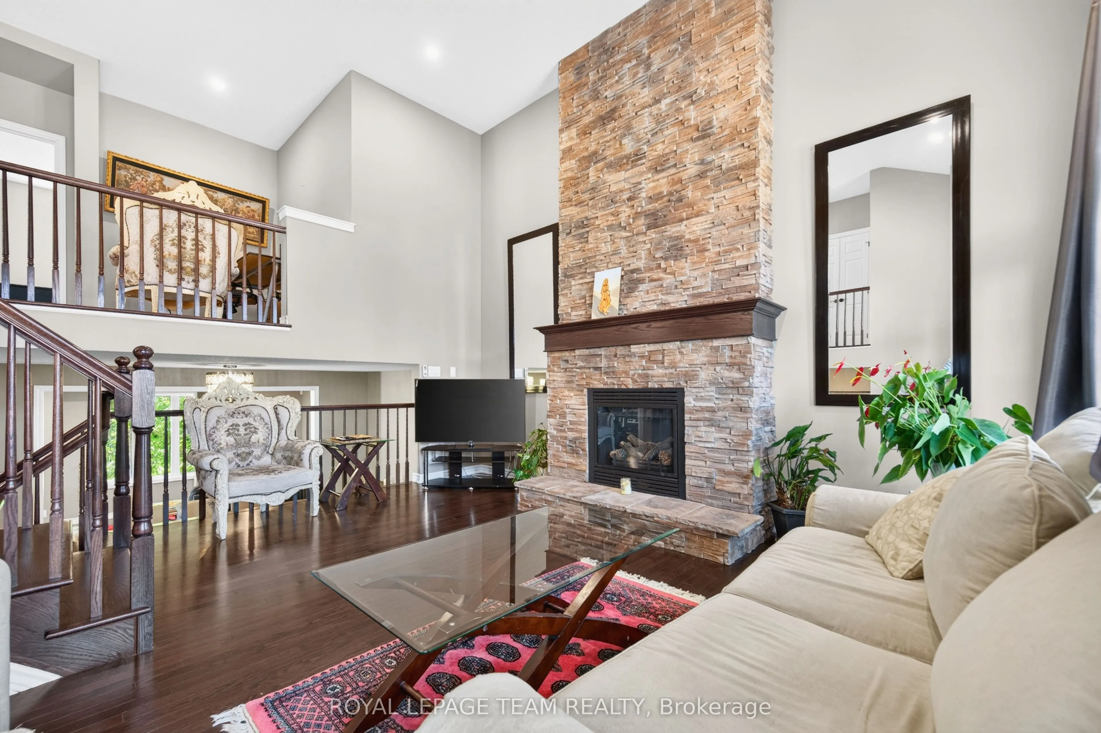340 Gallantry Way