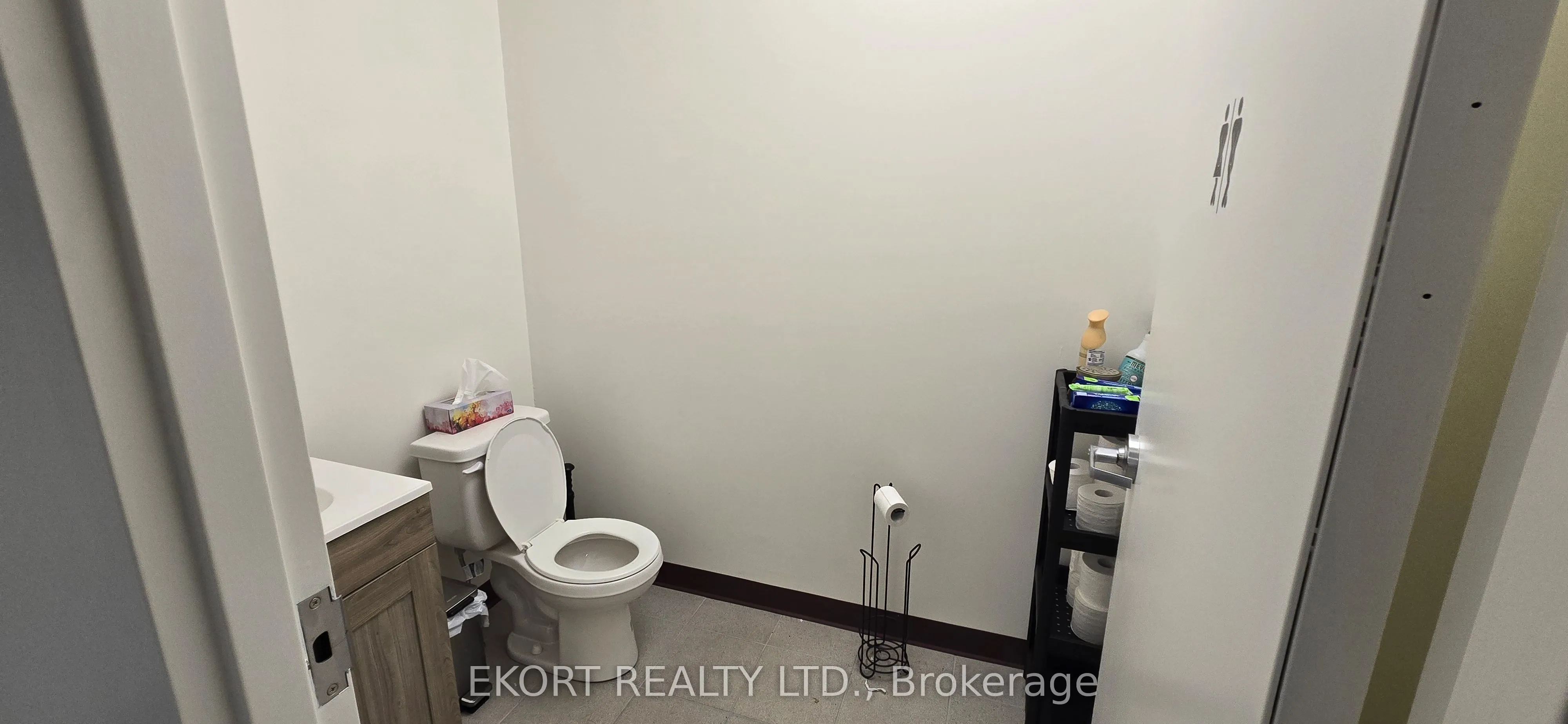 610 Dundas Street E