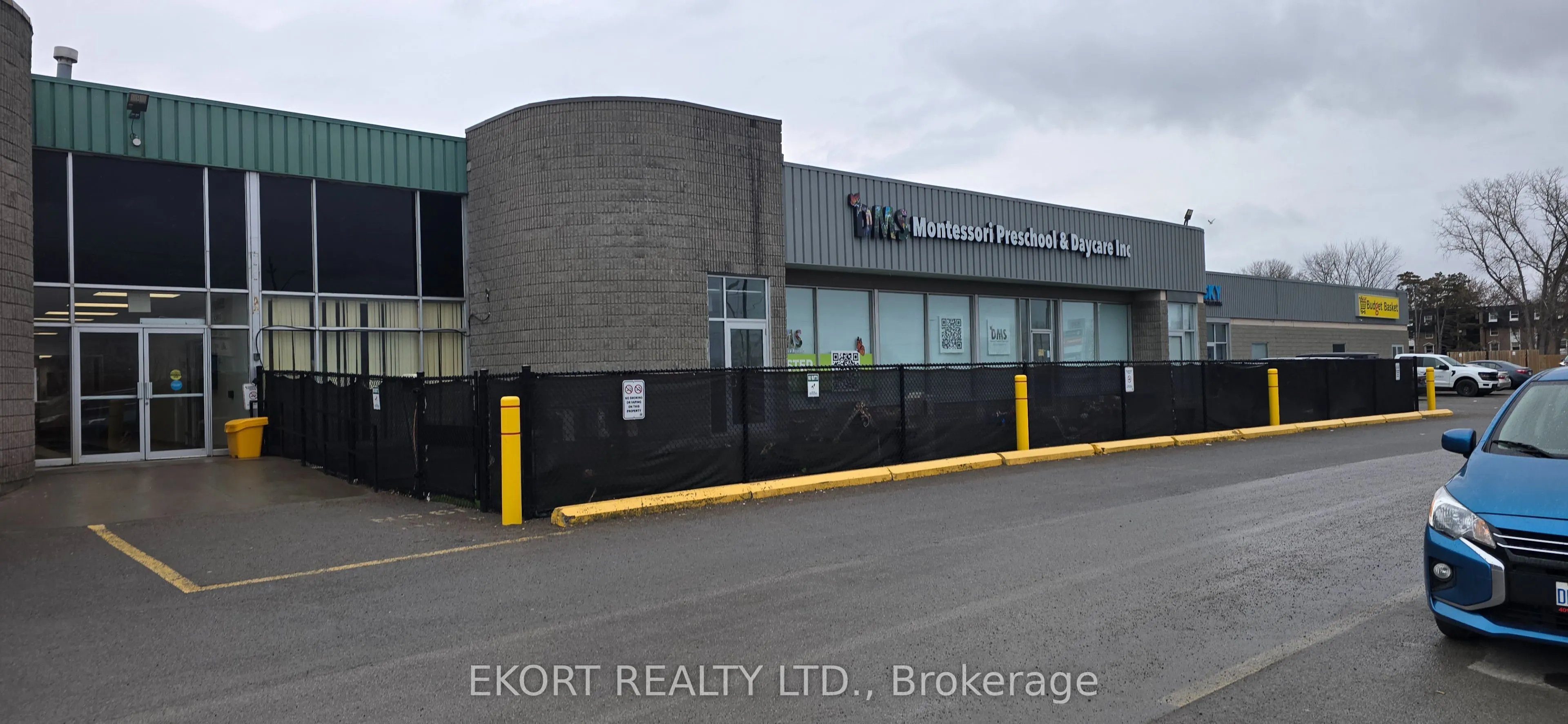 610 Dundas Street E