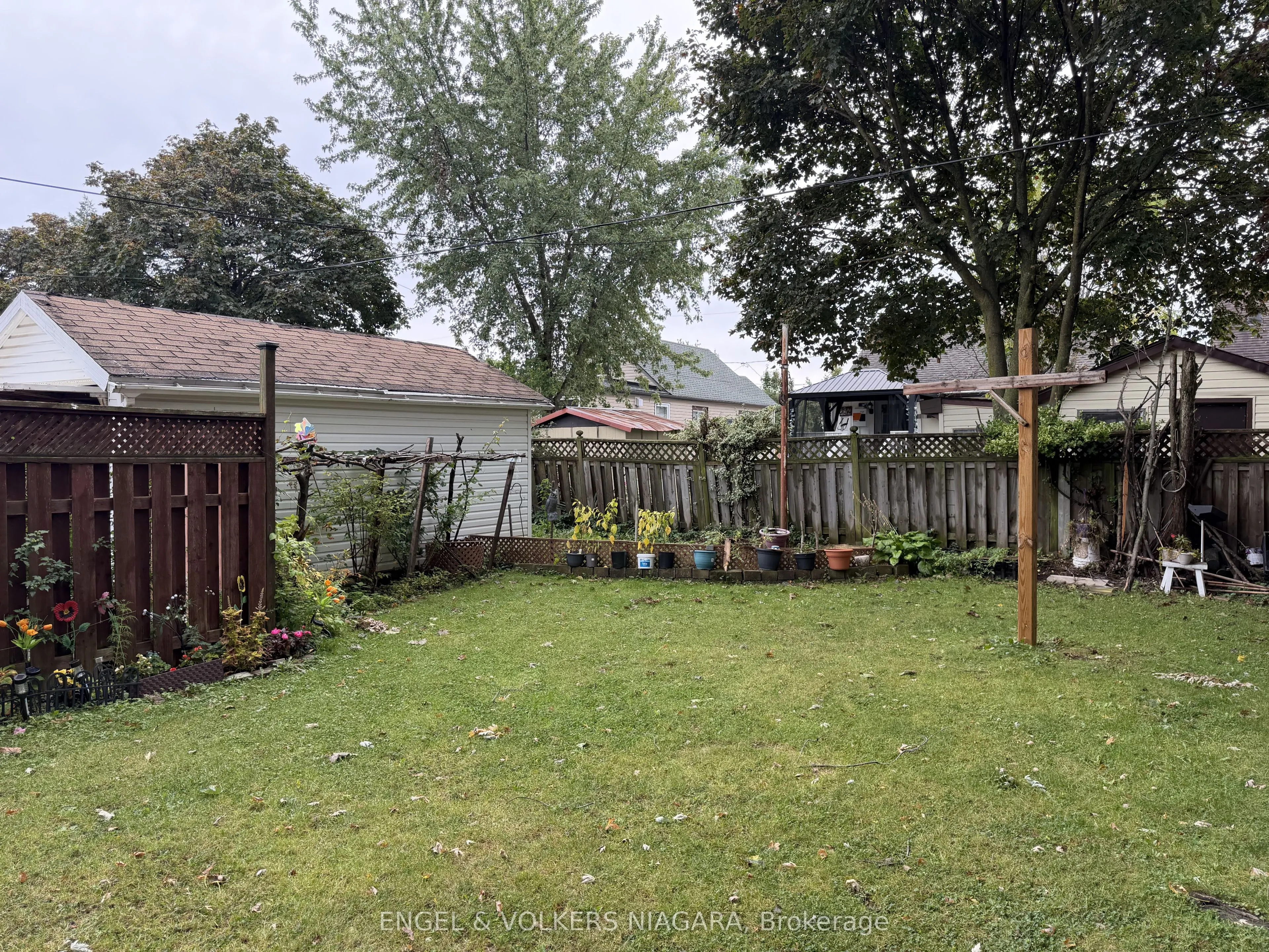 6 Glen Avenue