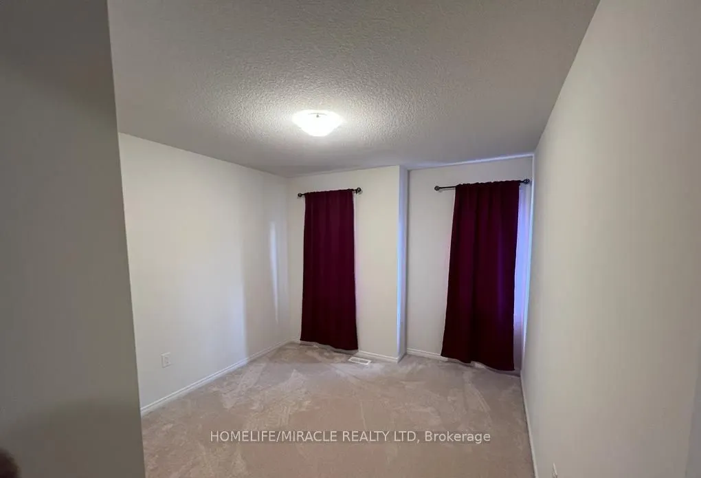 8702 Chickory Trail